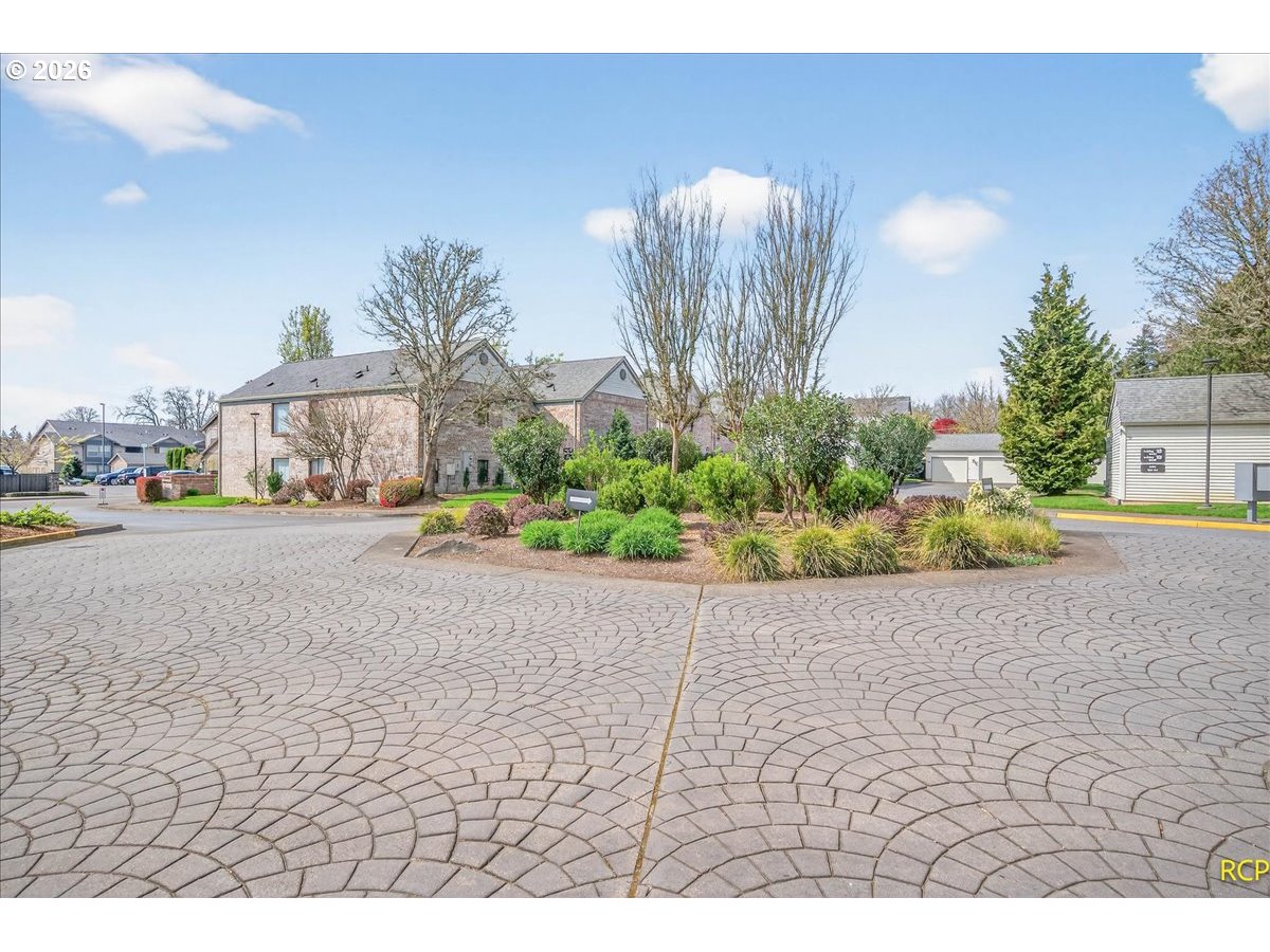 Photo #32: 443602283 Listing: Photo #32