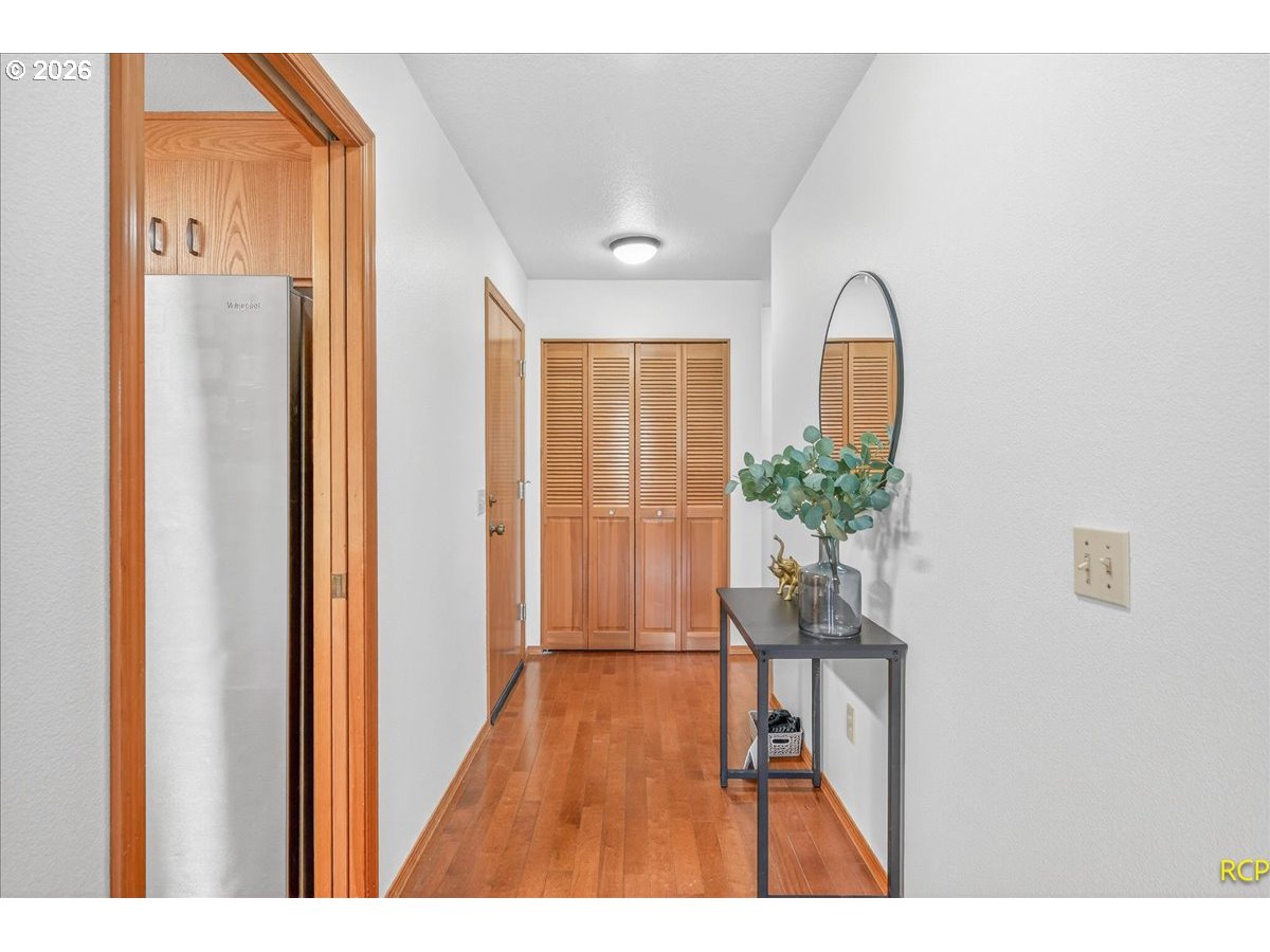 Photo #1: 443602283 Listing: Photo #1