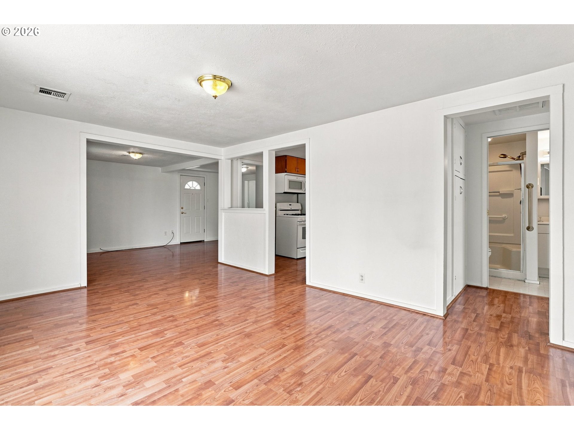 Property photo 11 of 31