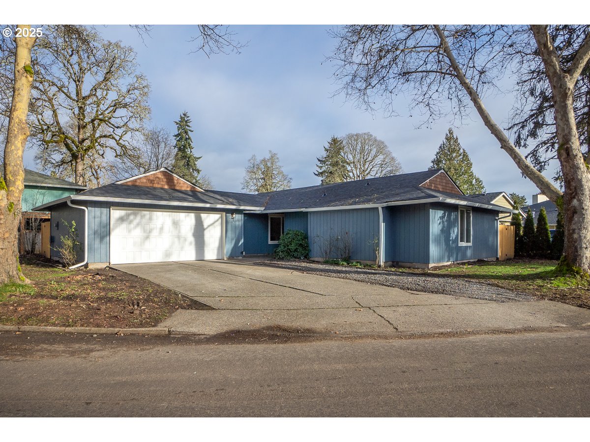 Photo of 243 HYDE CIR Hillsboro OR 97124