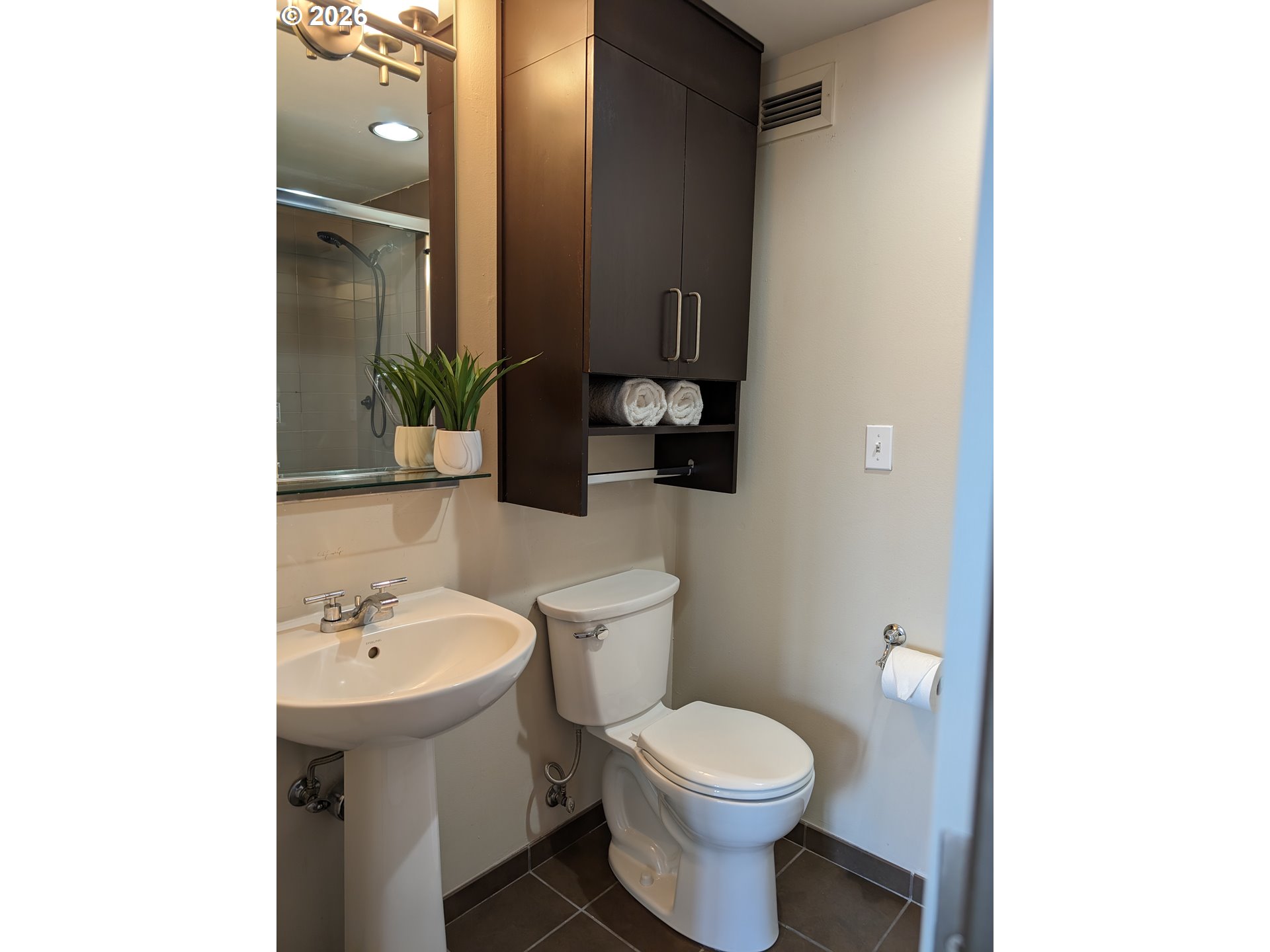 Photo #19: 444615471 Listing: Photo #19