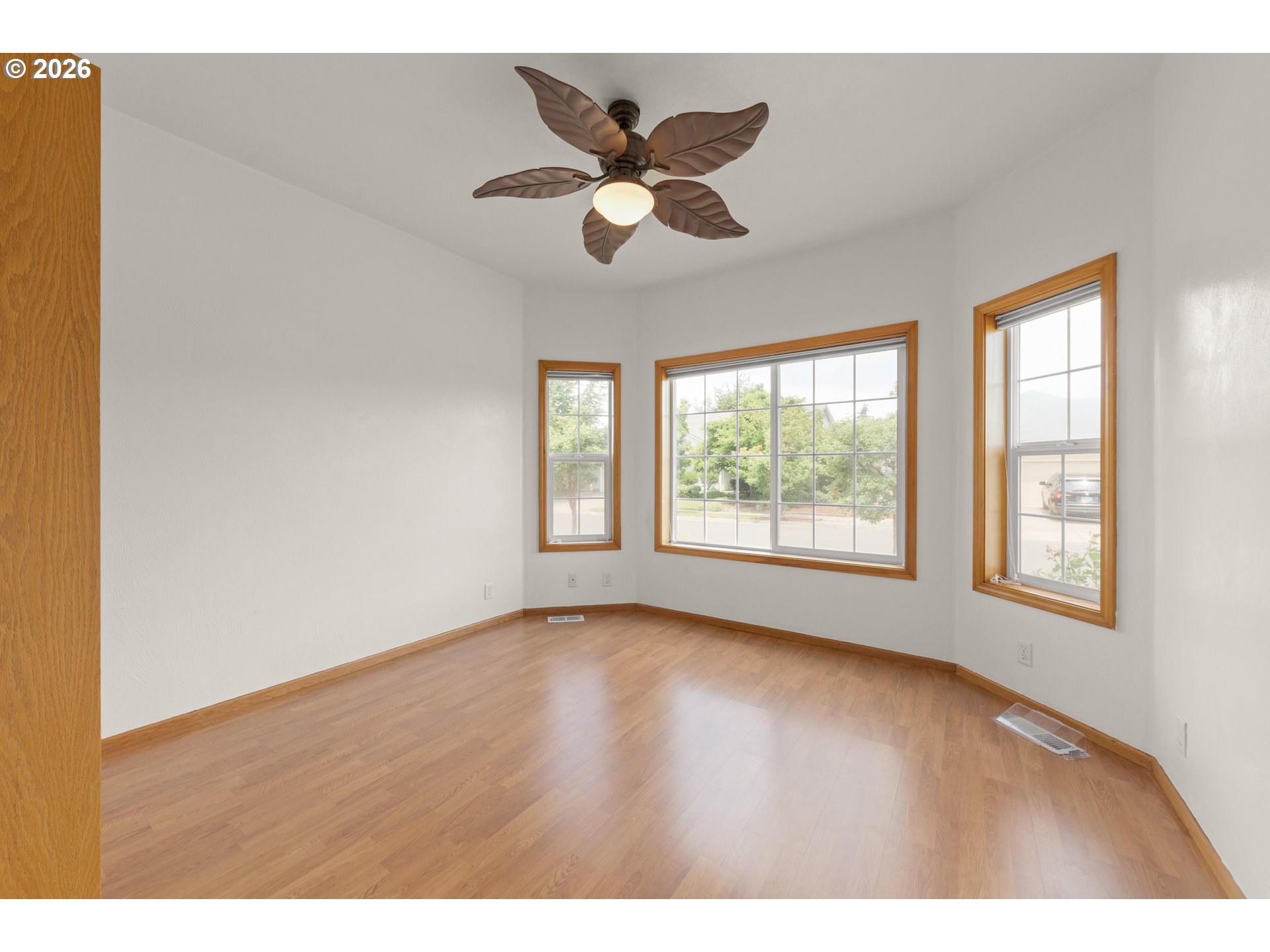 Property photo 21 of 32