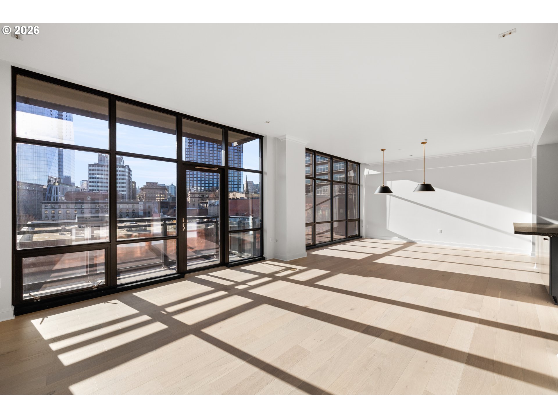 Photo #10: 444868517 Listing: Photo #10