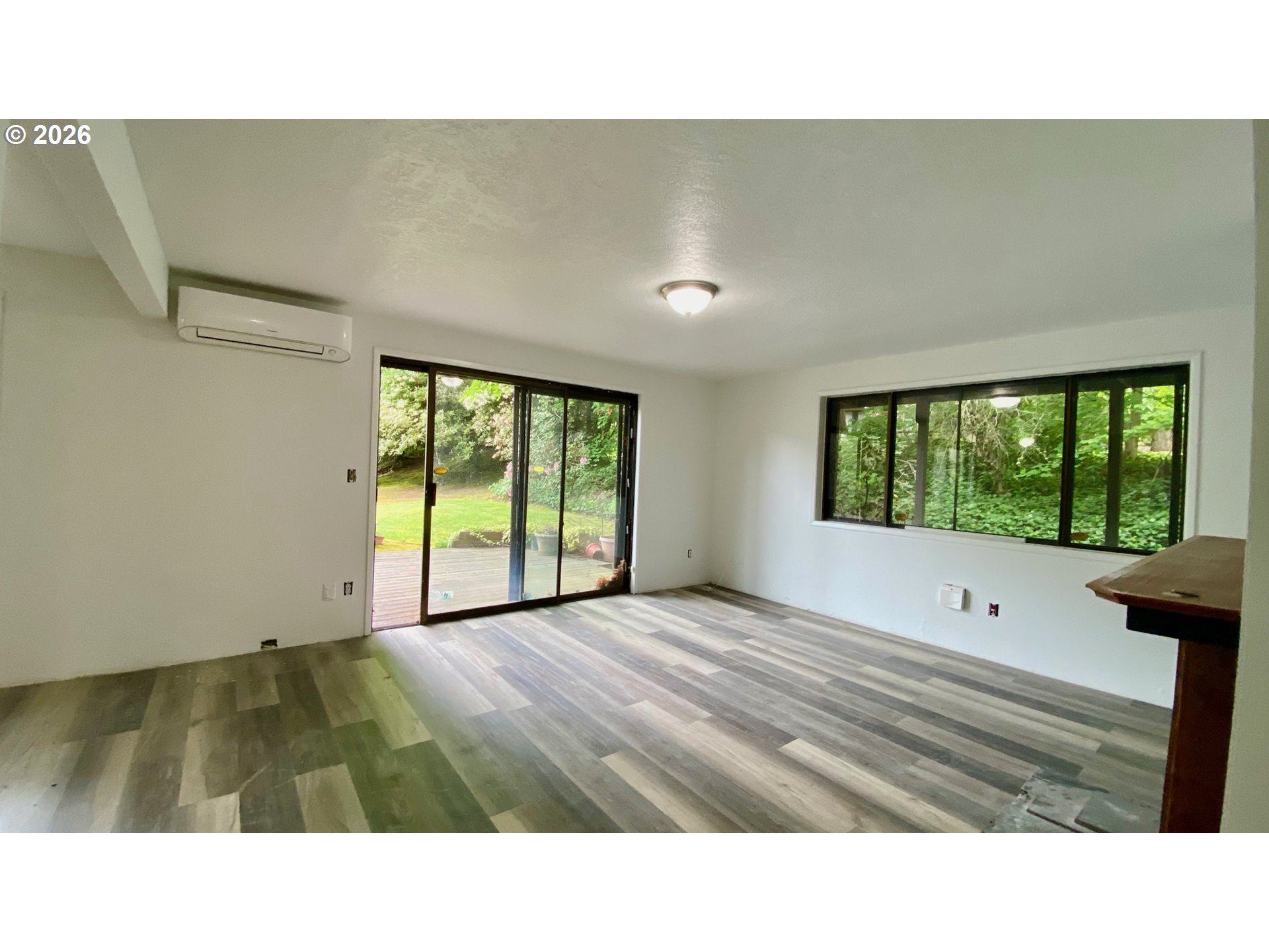 Photo #3: 444902397 Listing: Photo #3