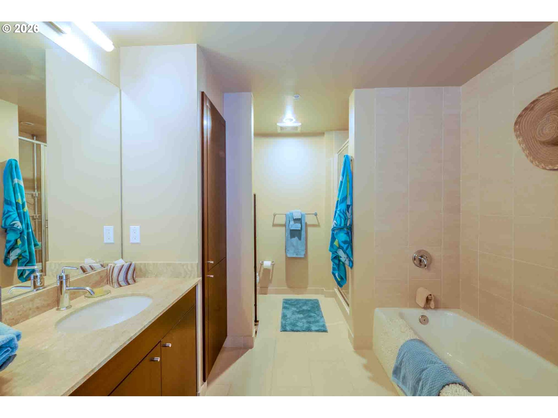 1930 S RIVER DR UNIT W704, Portland, OR, 97201