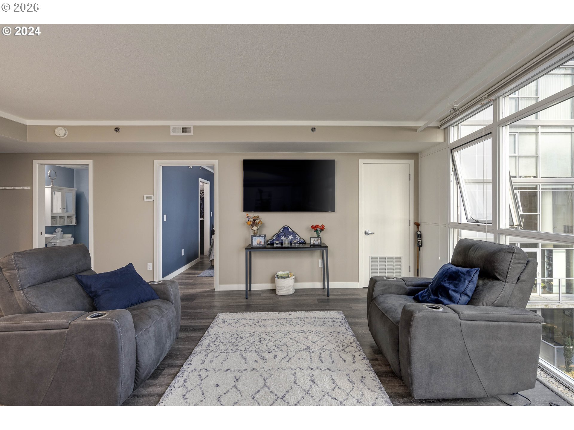 Photo #11: 446375542 Listing: Photo #11