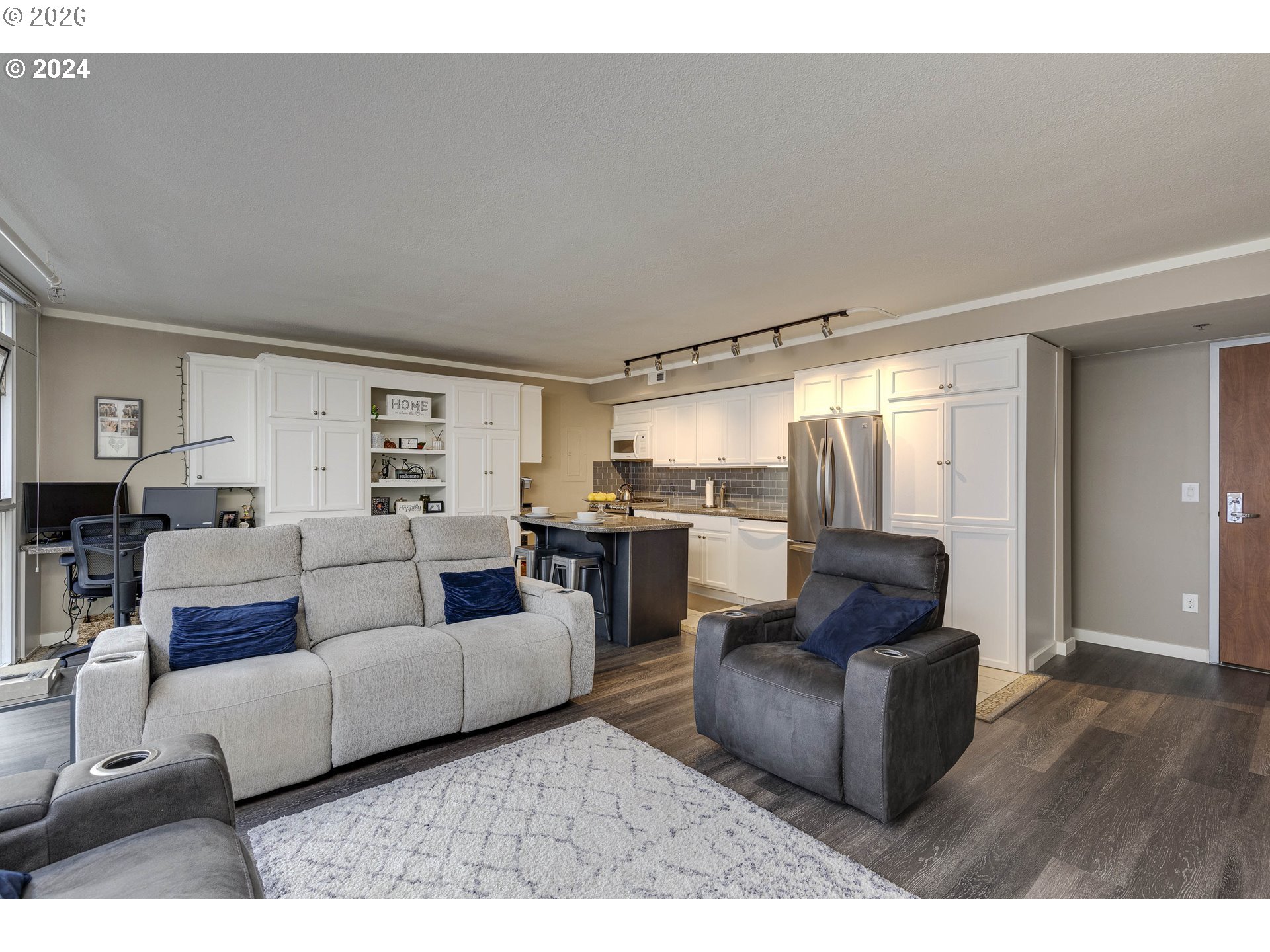 Photo #12: 446375542 Listing: Photo #12