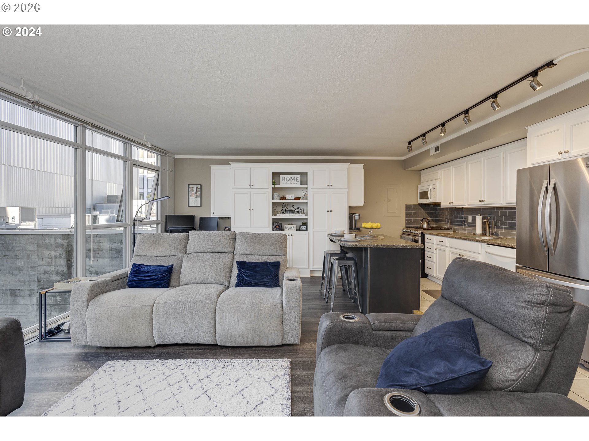 Photo #13: 446375542 Listing: Photo #13