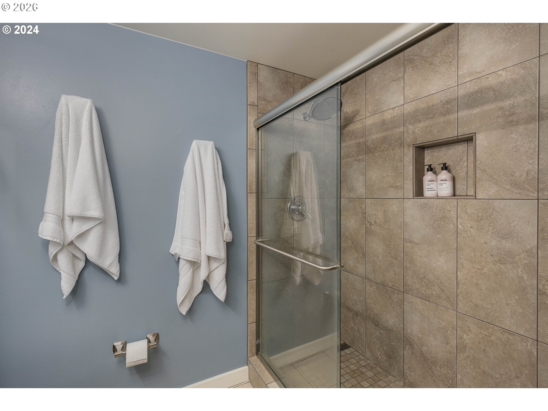 Photo #16: 446375542 Listing: Photo #16