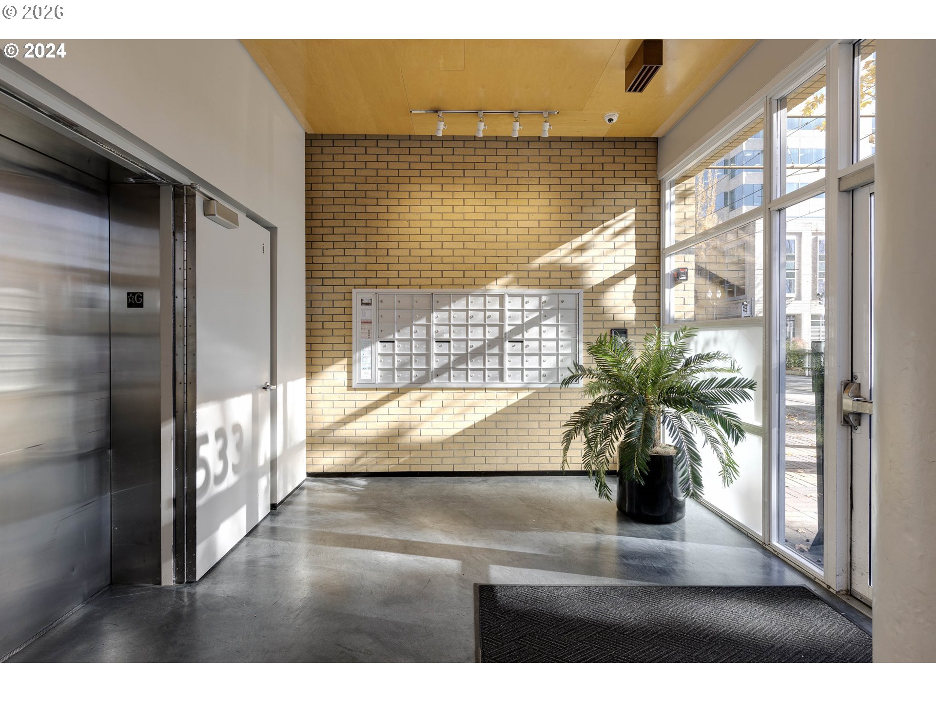 Photo #21: 446375542 Listing: Photo #21