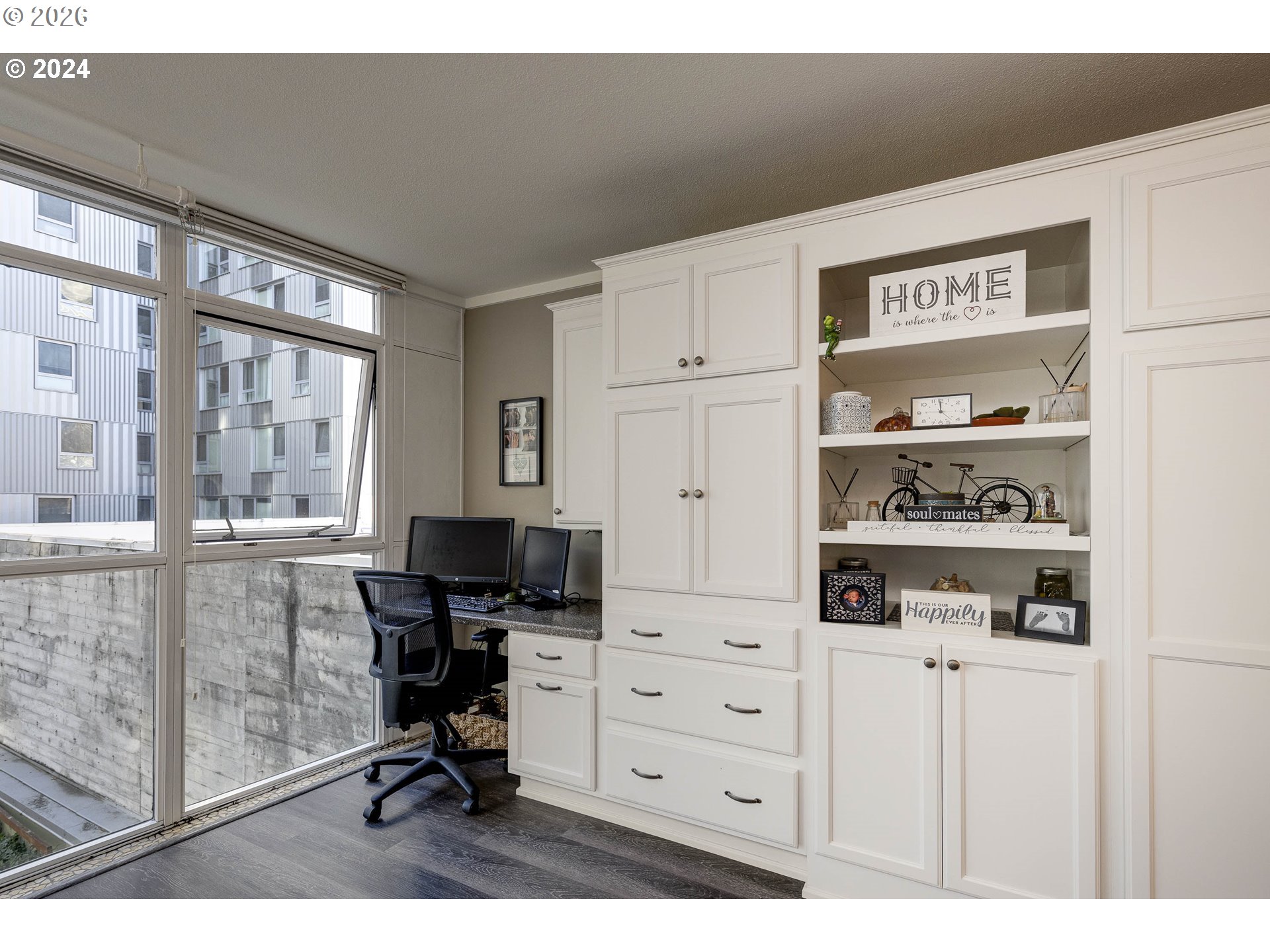 Photo #8: 446375542 Listing: Photo #8