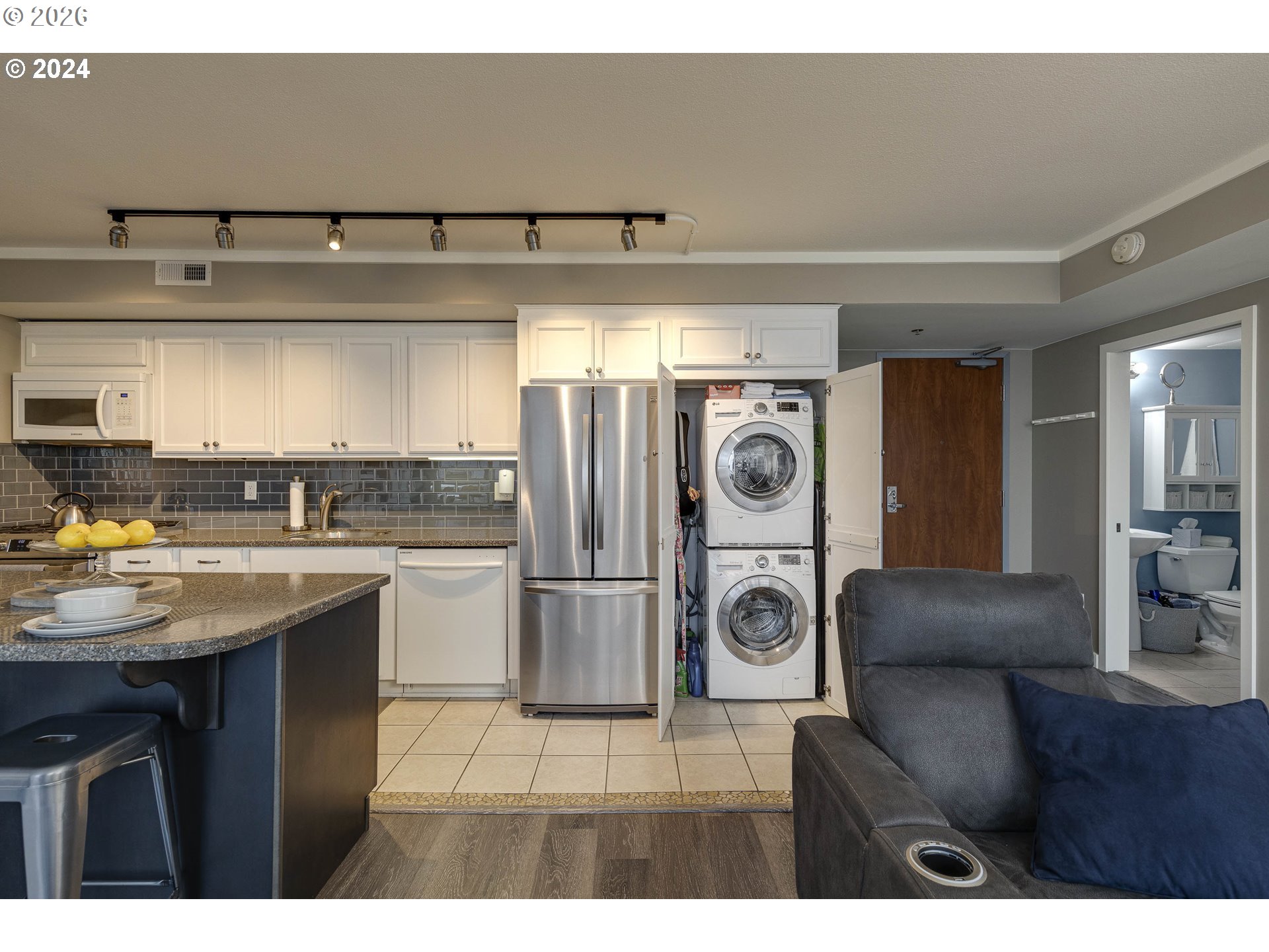 Photo #9: 446375542 Listing: Photo #9