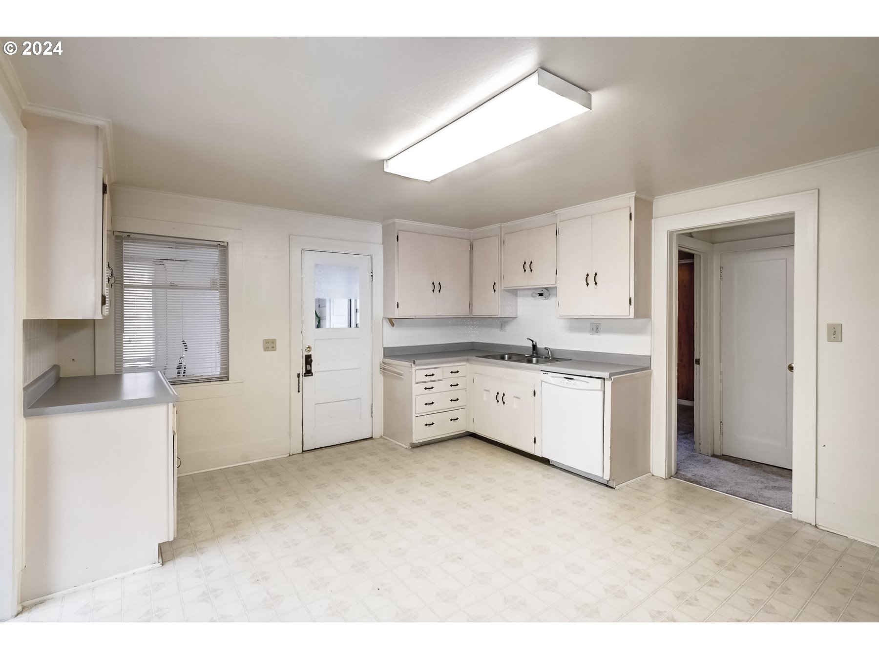 844 SE CEDAR ST, Hillsboro, OR, 97123 844 SE CEDAR ST, Hillsboro, OR, 97123