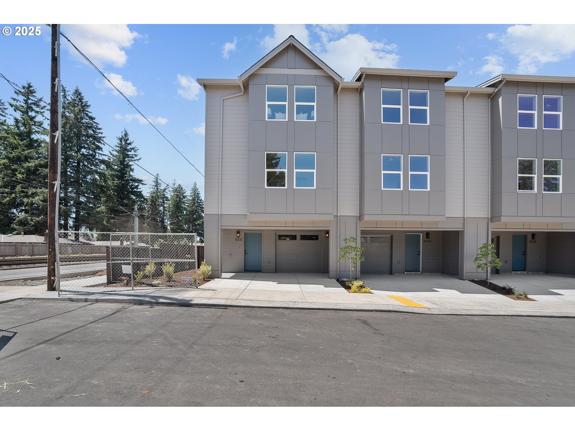 Photo #2: 447700845 Listing: Photo #2