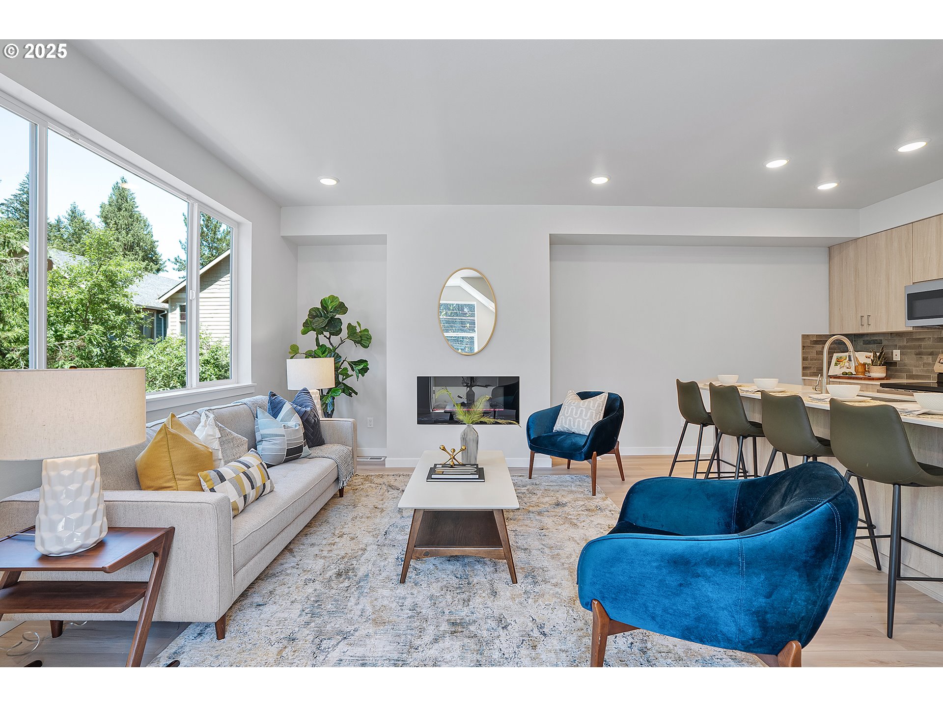 Photo #4: 447700845 Listing: Photo #4