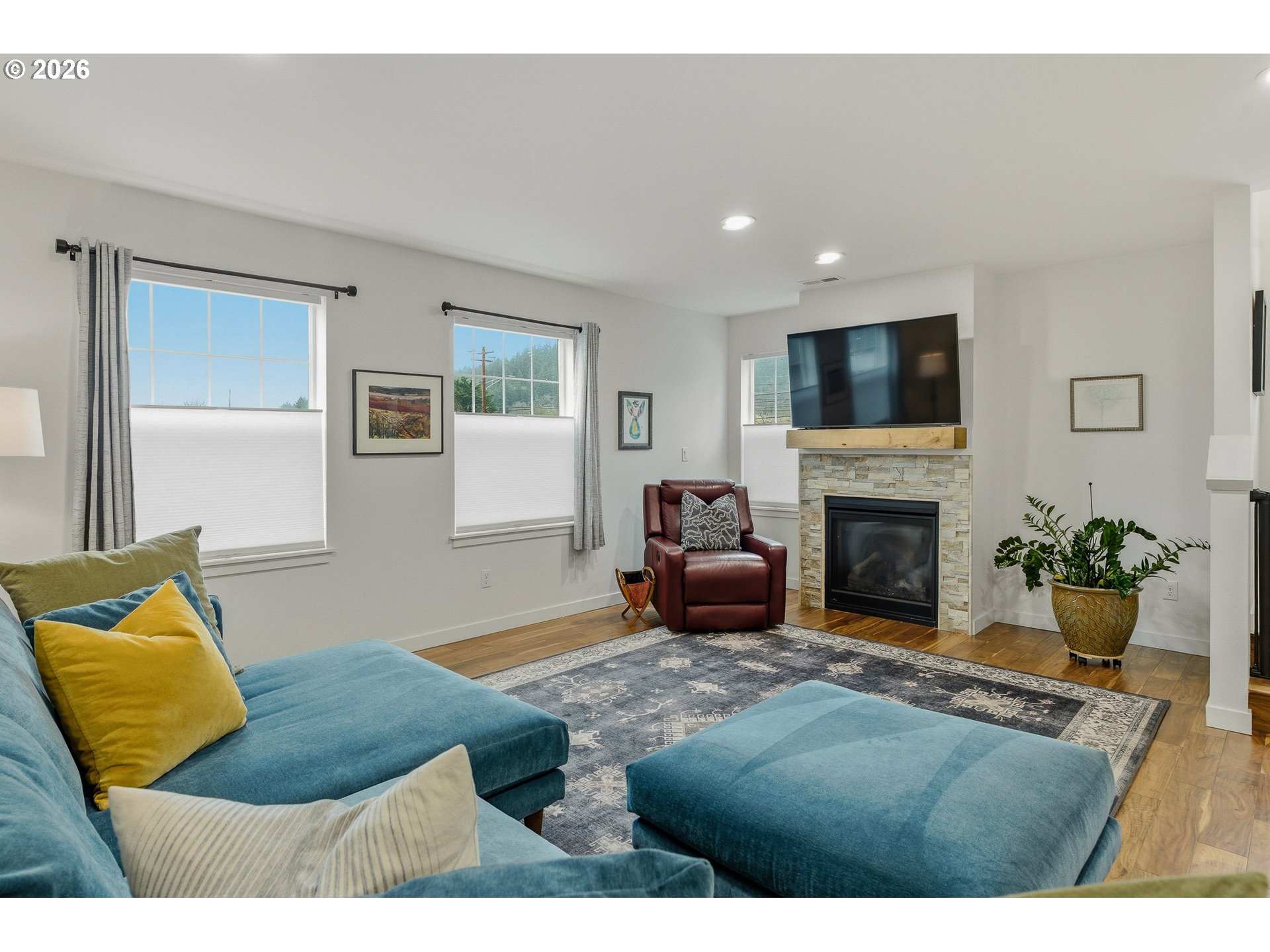 Photo #8: 447833581 Listing: Photo #8