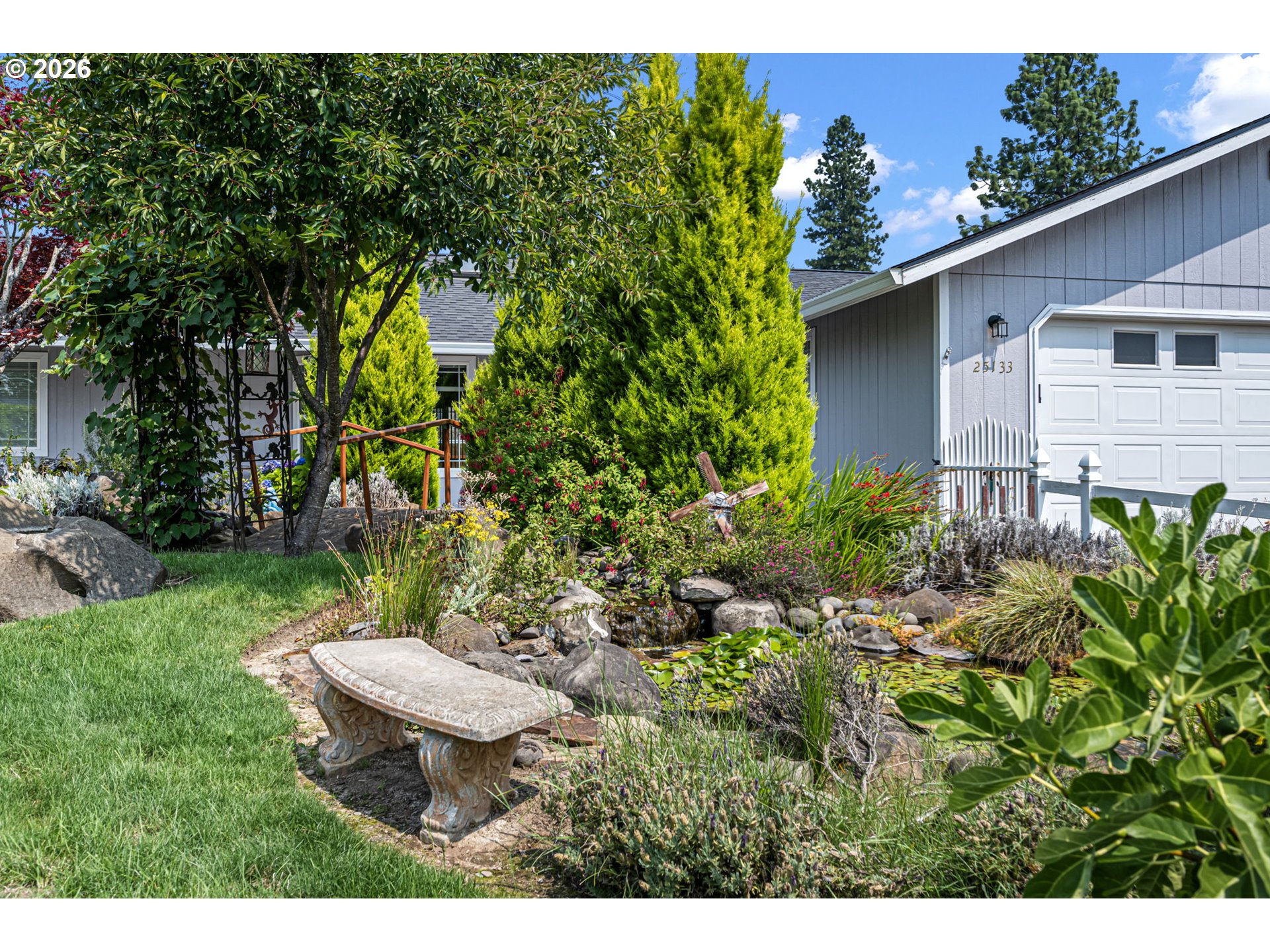 Property photo 4 of 40