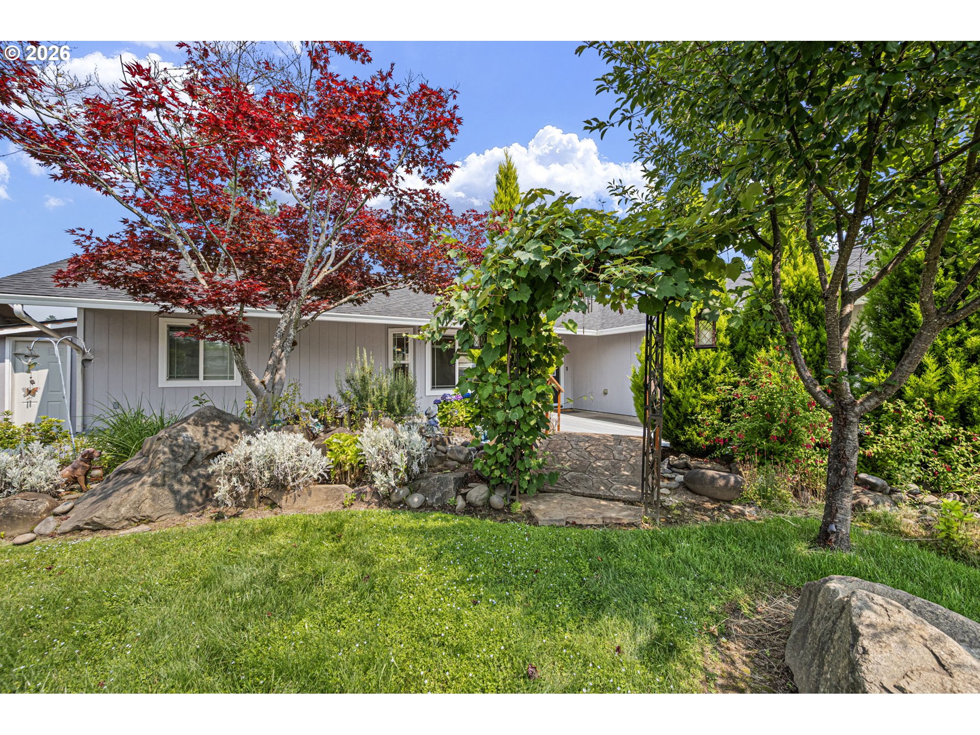 Property photo 5 of 40