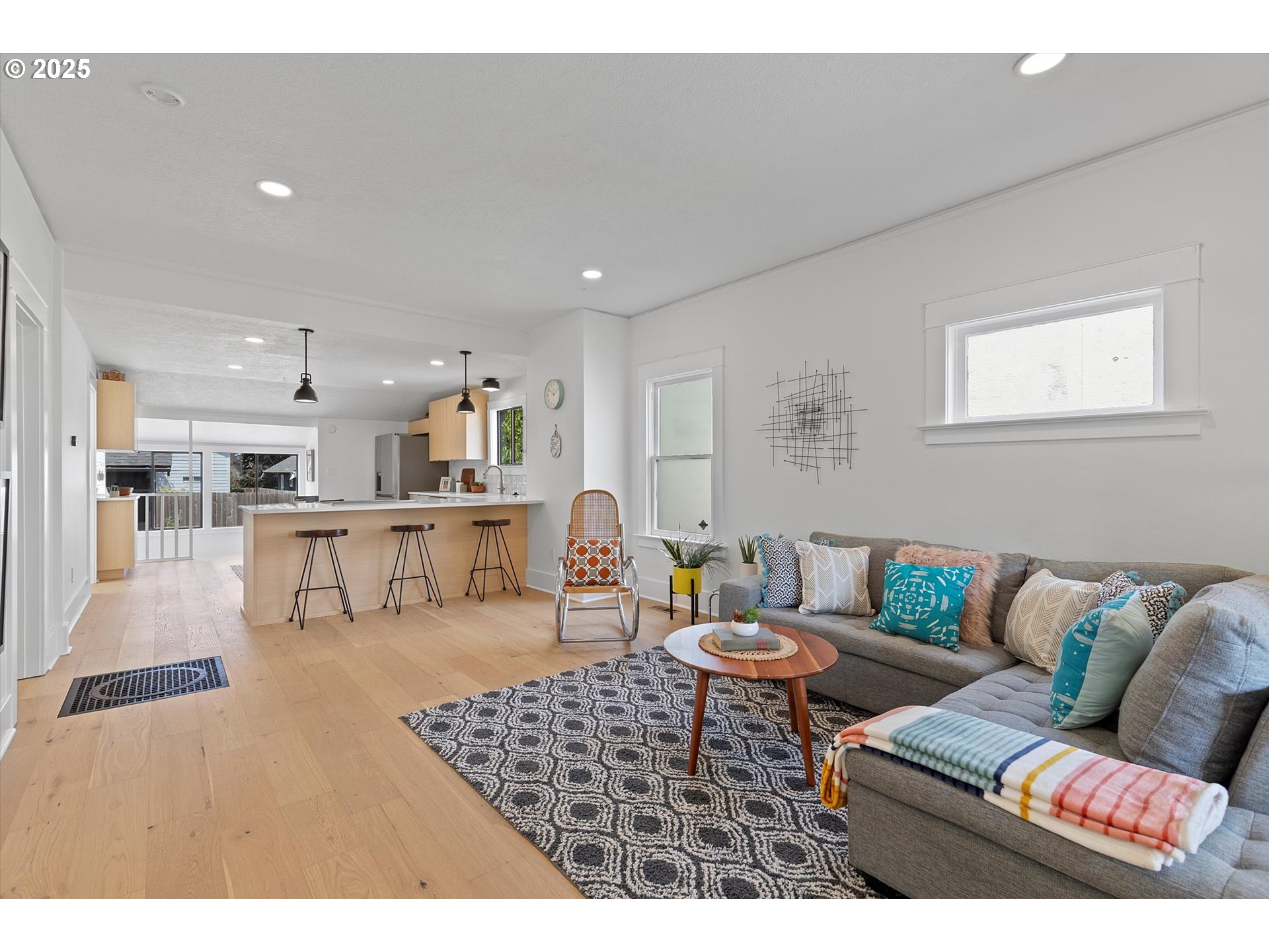 4727 NE 33RD AVE, Portland, OR, 97211