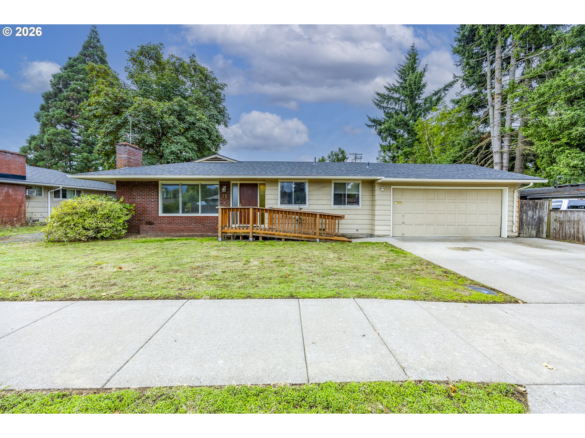 75 HAYDEN BRIDGE WAY, Springfield, OR 97477, Springfield