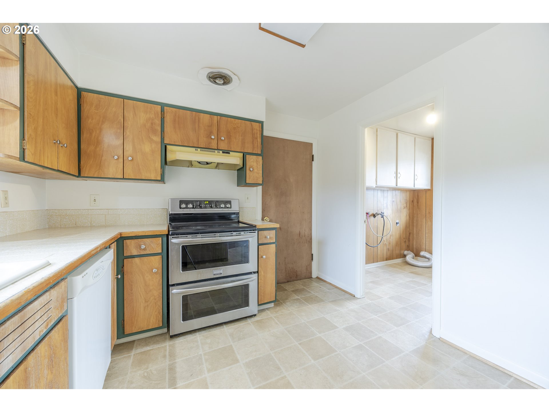 Property photo 21 of 36