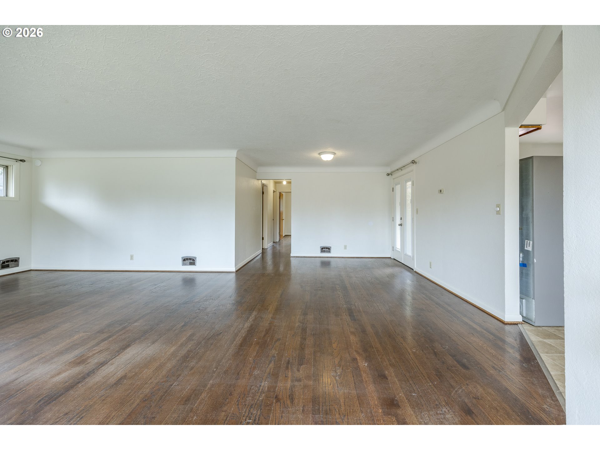 Property photo 5 of 36