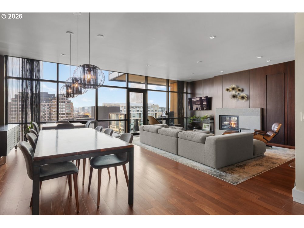 Photo #10: 448562985 Listing: Photo #10