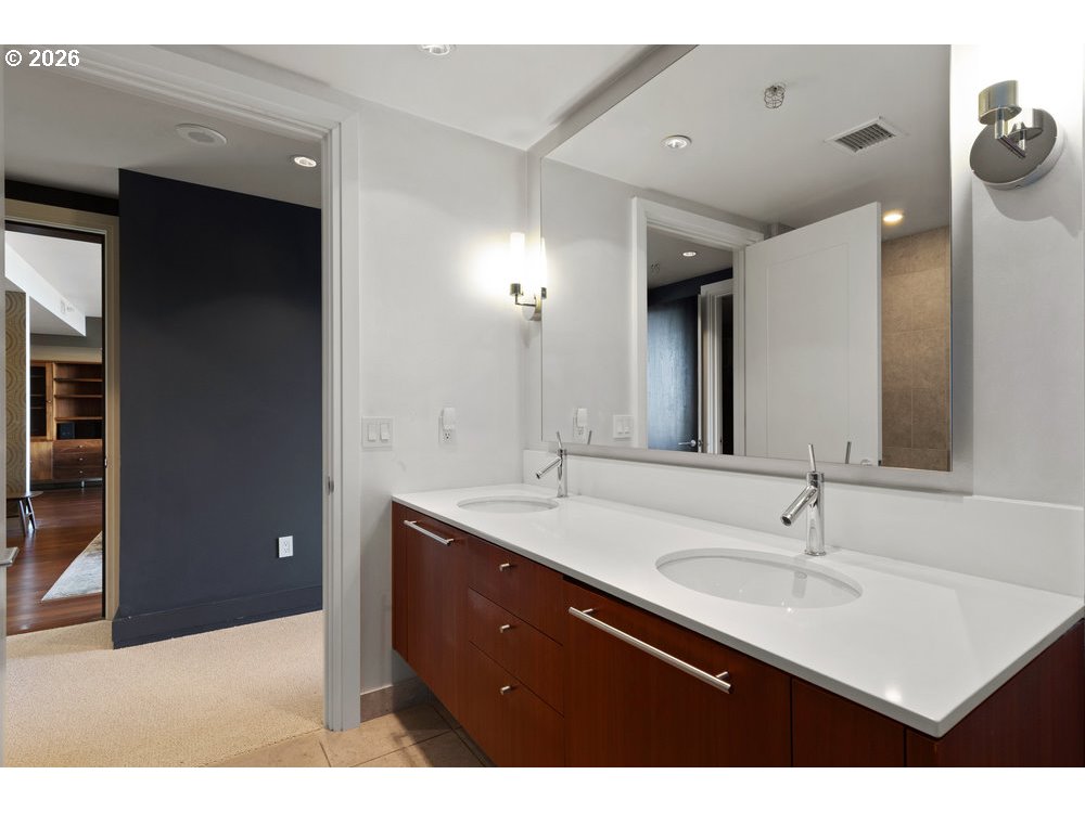 Photo #44: 448562985 Listing: Photo #44