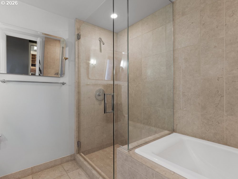 Photo #42: 448562985 Listing: Photo #42