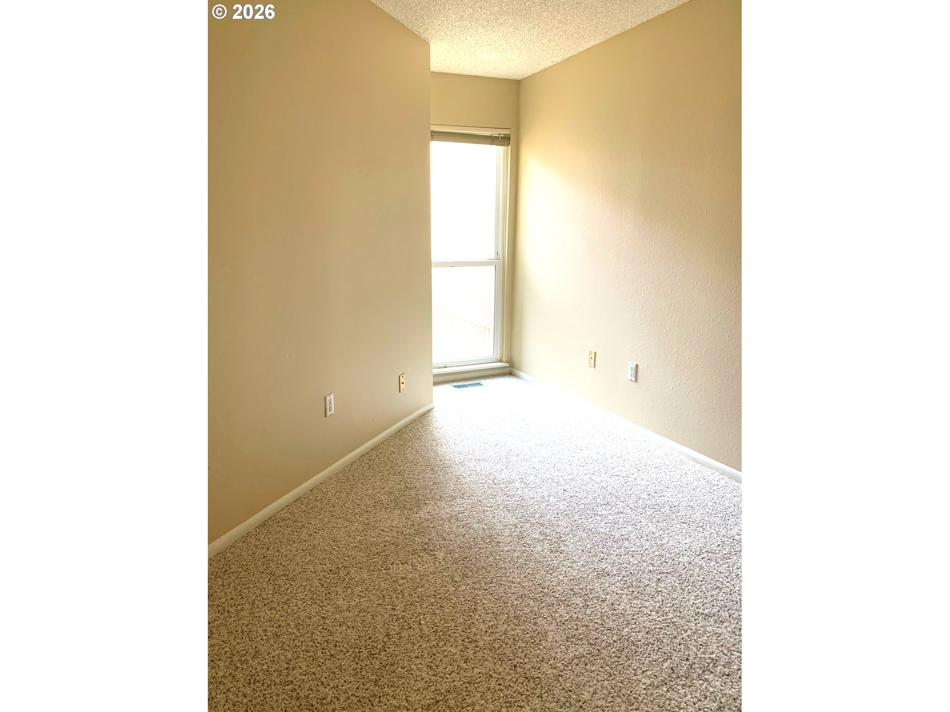 Photo #5: 448667955 Listing: Photo #5