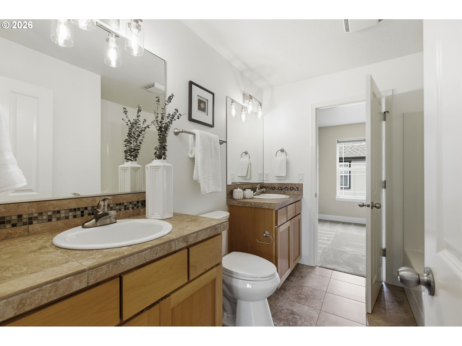 Photo #15: 448735917 Listing: Photo #15