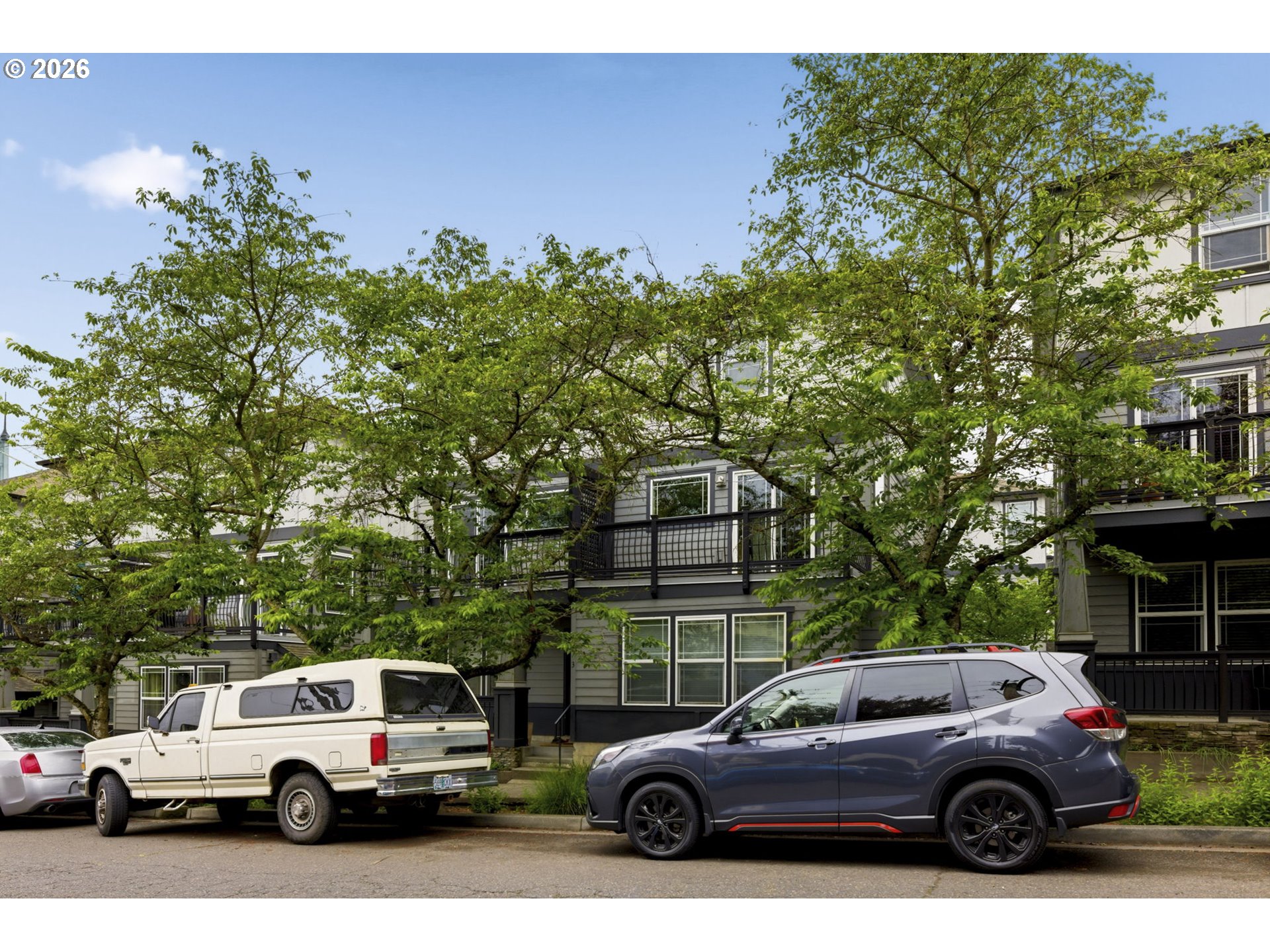 Photo #1: 448735917 Listing: Photo #1