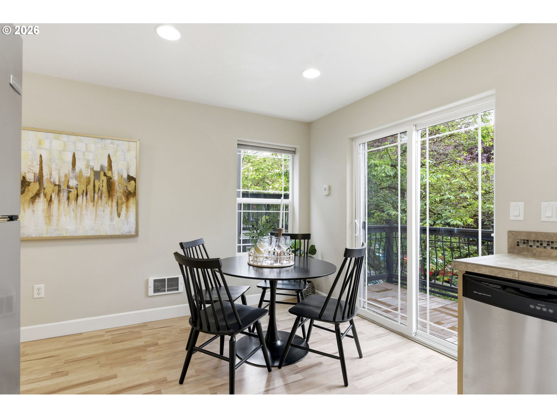 Photo #6: 448735917 Listing: Photo #6