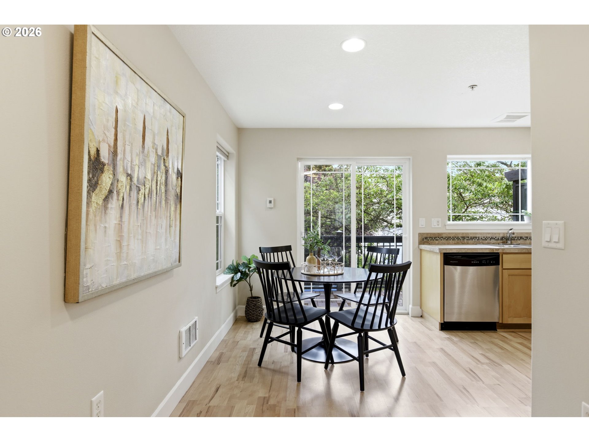 Photo #7: 448735917 Listing: Photo #7