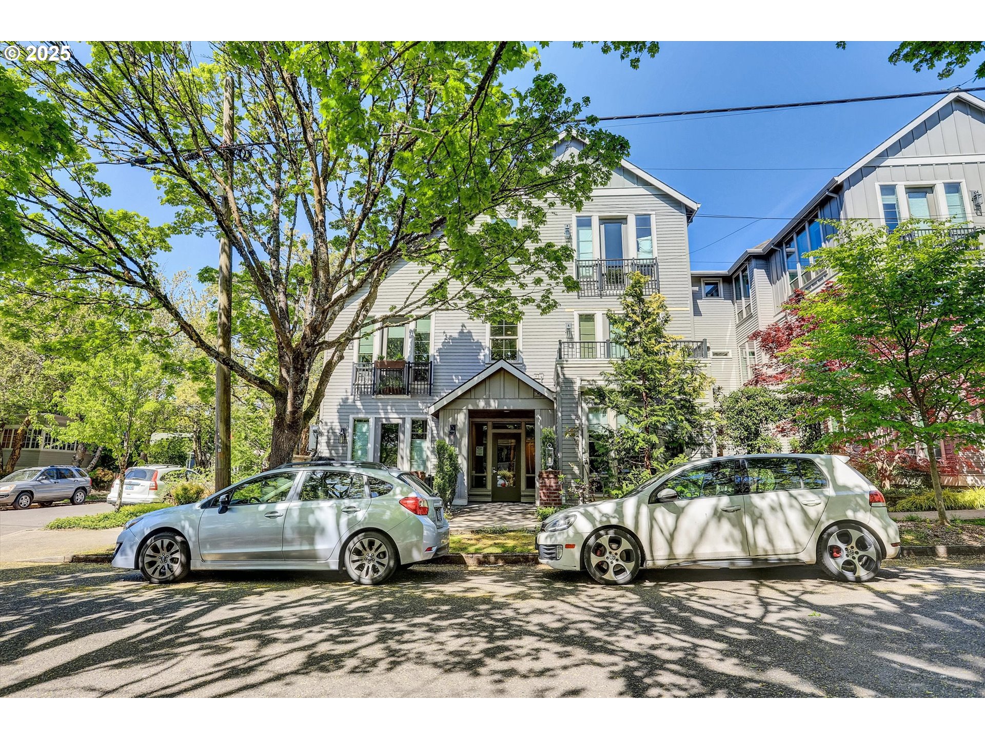 Photo #2: 448838284 Listing 