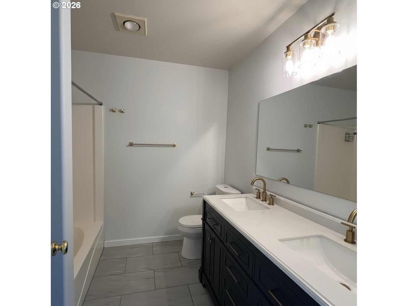 Photo #7: 448970079 Listing: Photo #7