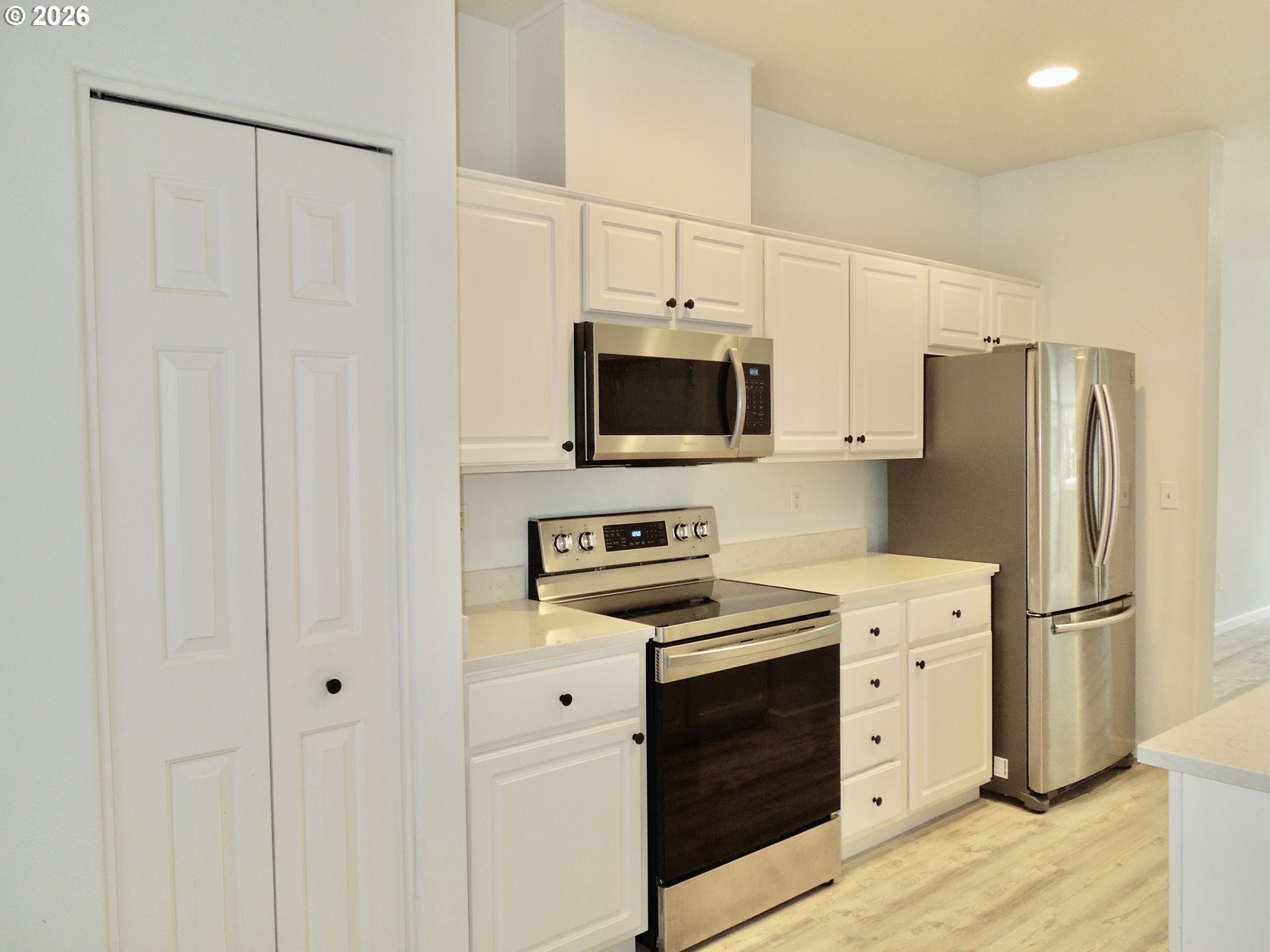 Photo #1: 448970079 Listing: Photo #1