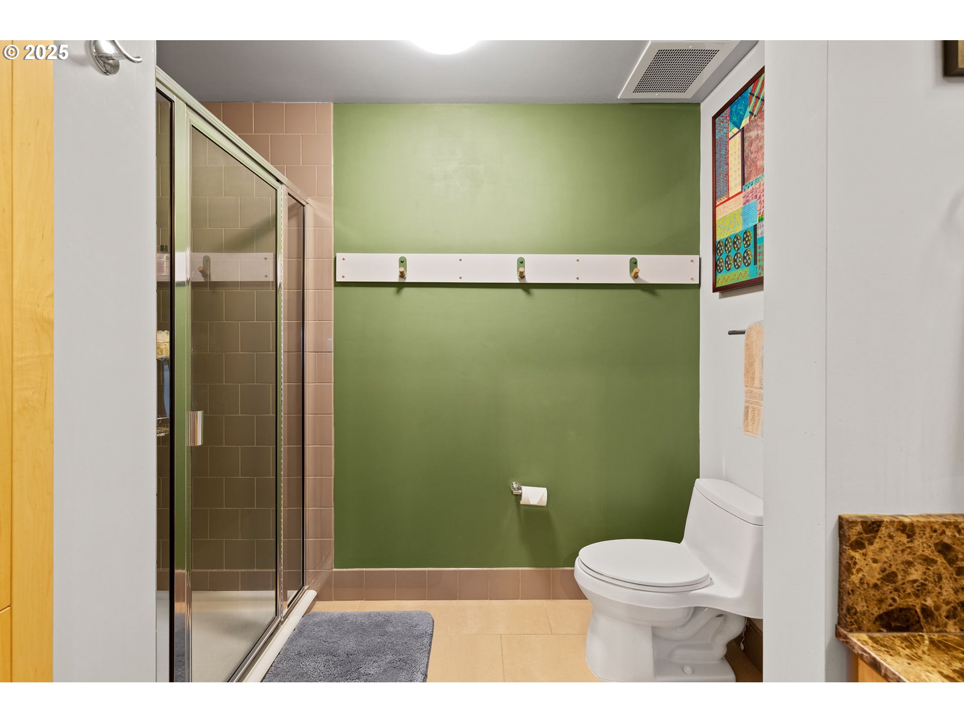 Photo #3: 449097922 Listing: Photo #3