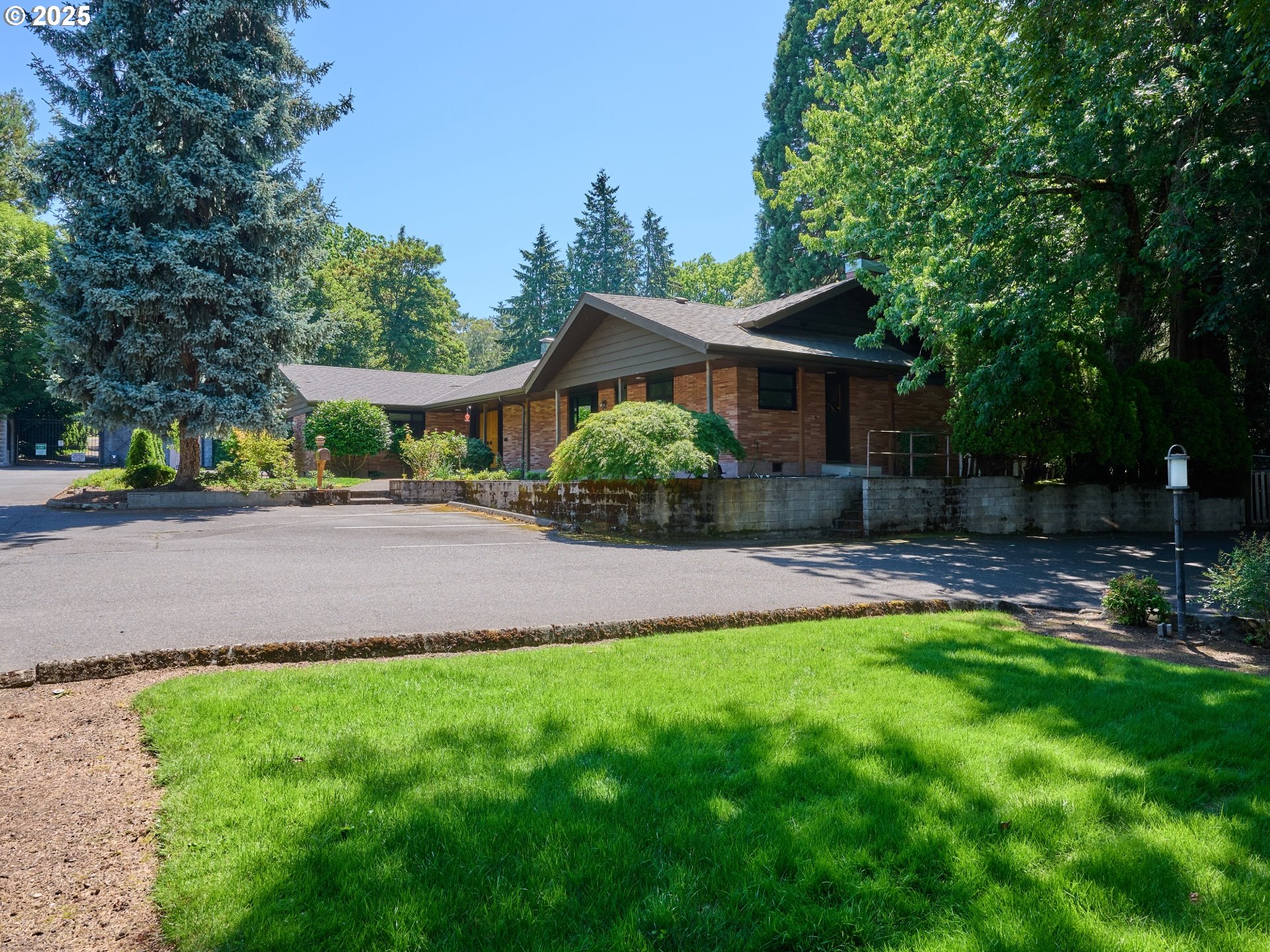 Photo #5: 449212273 Listing 