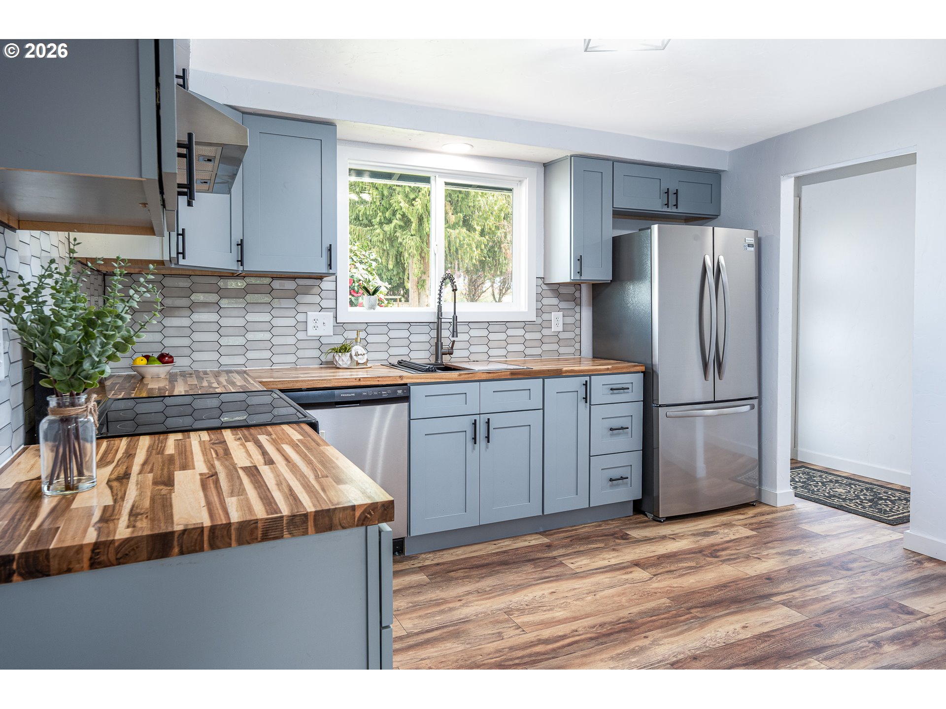 3910 ANDOVER ST, Eugene, OR, 97404