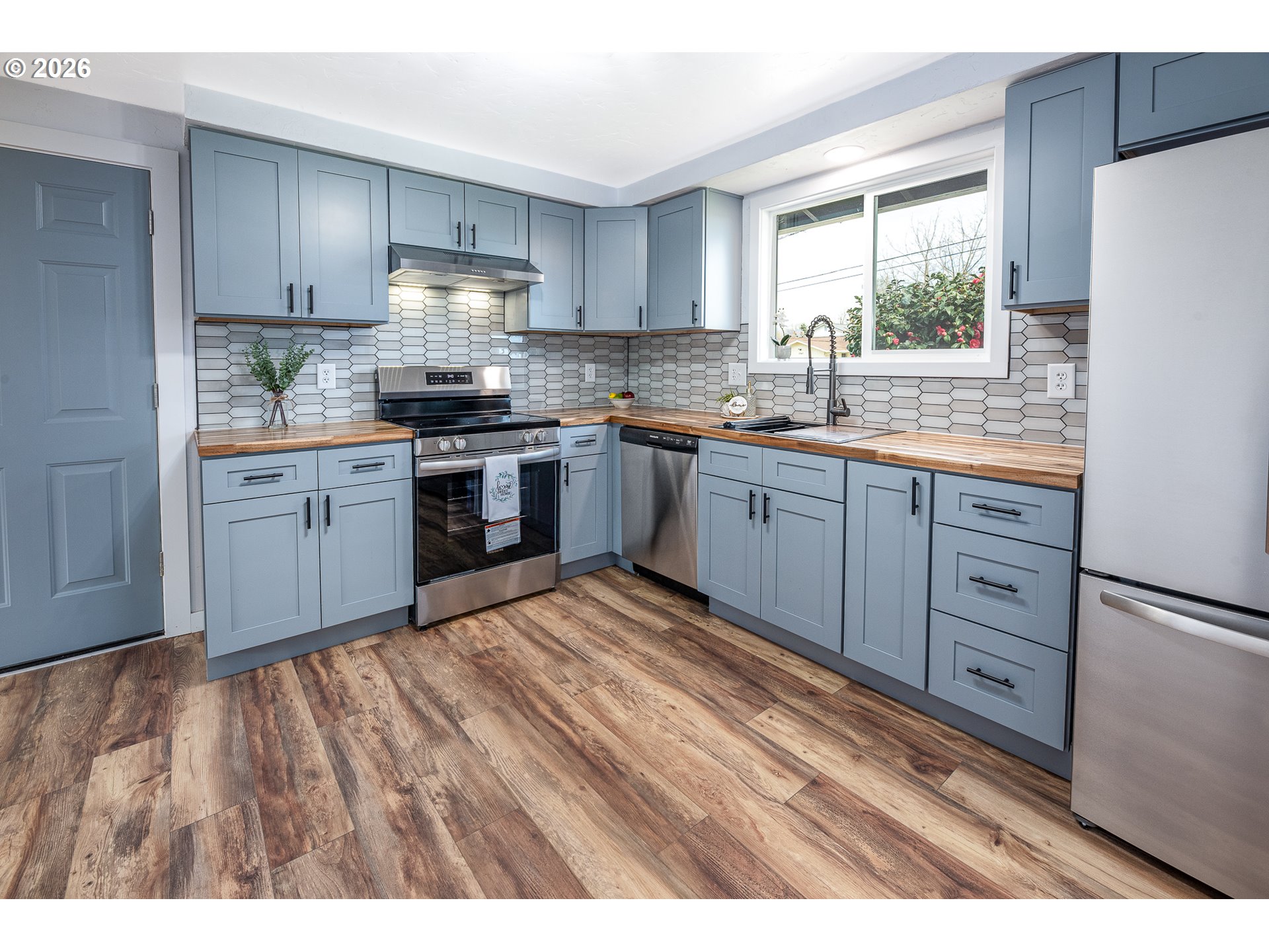 3910 ANDOVER ST, Eugene, OR, 97404