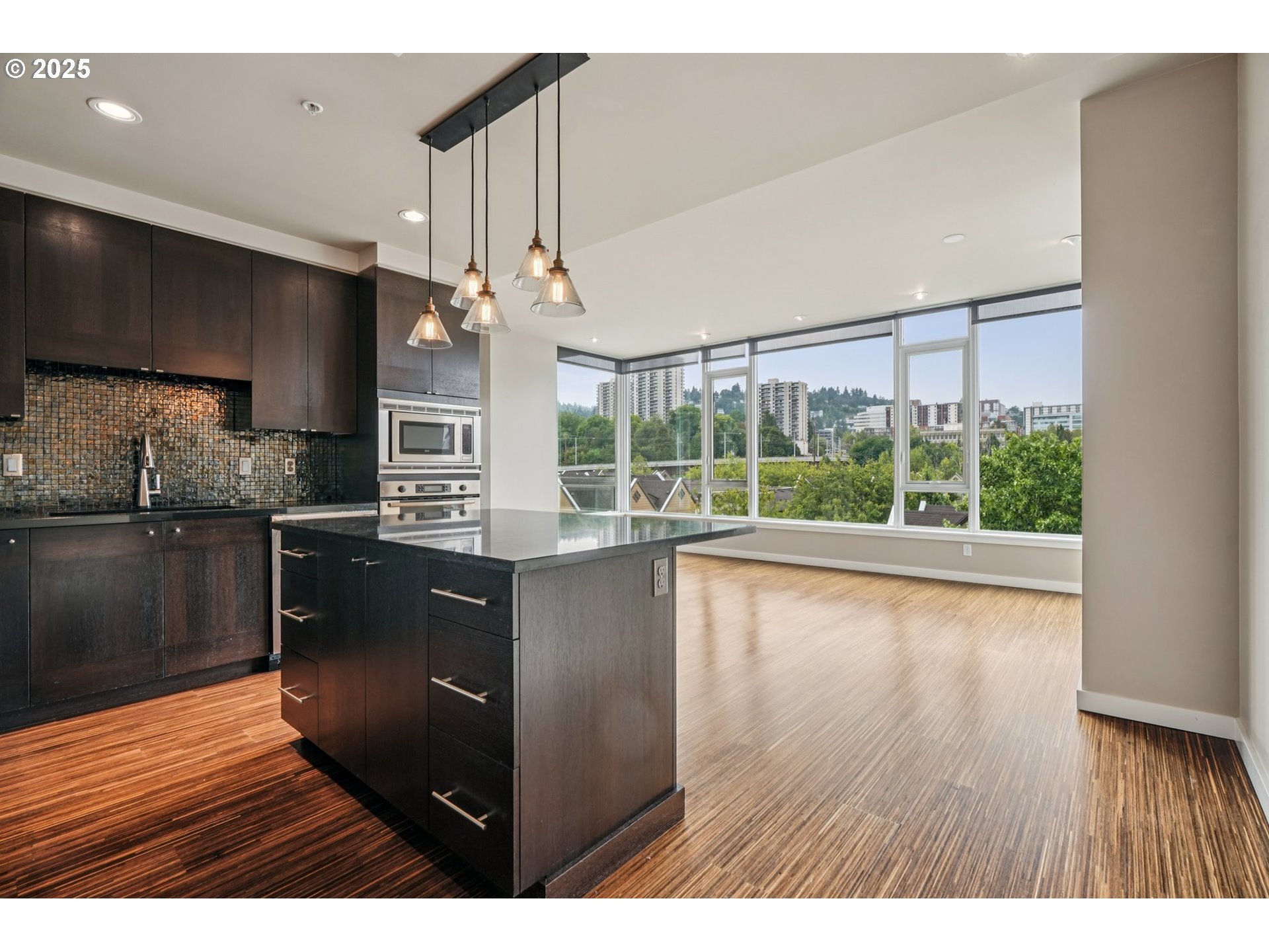 Photo #7: 449866756 Listing: Photo #7