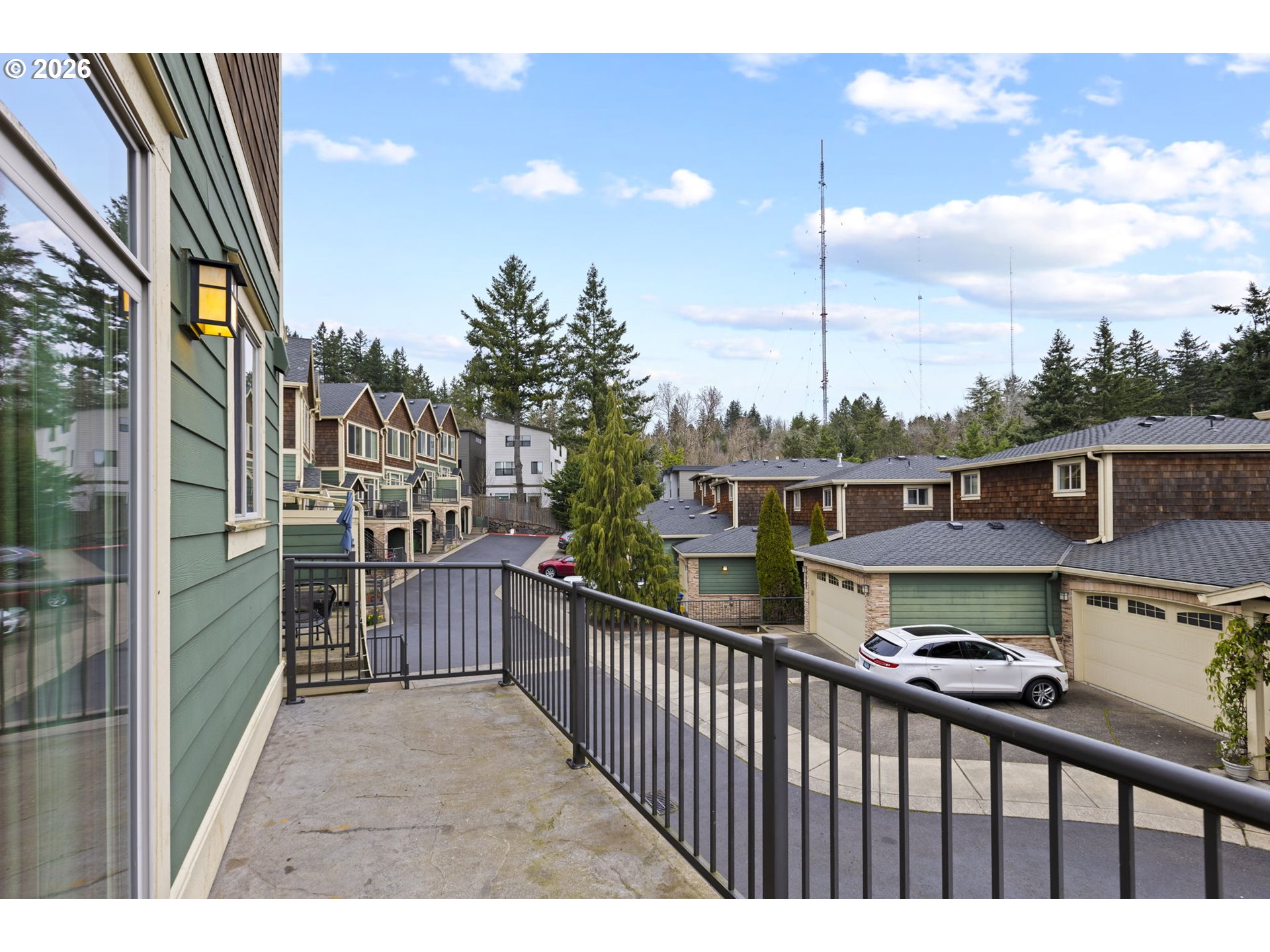 Photo #1: 450106037 Listing: Photo #1