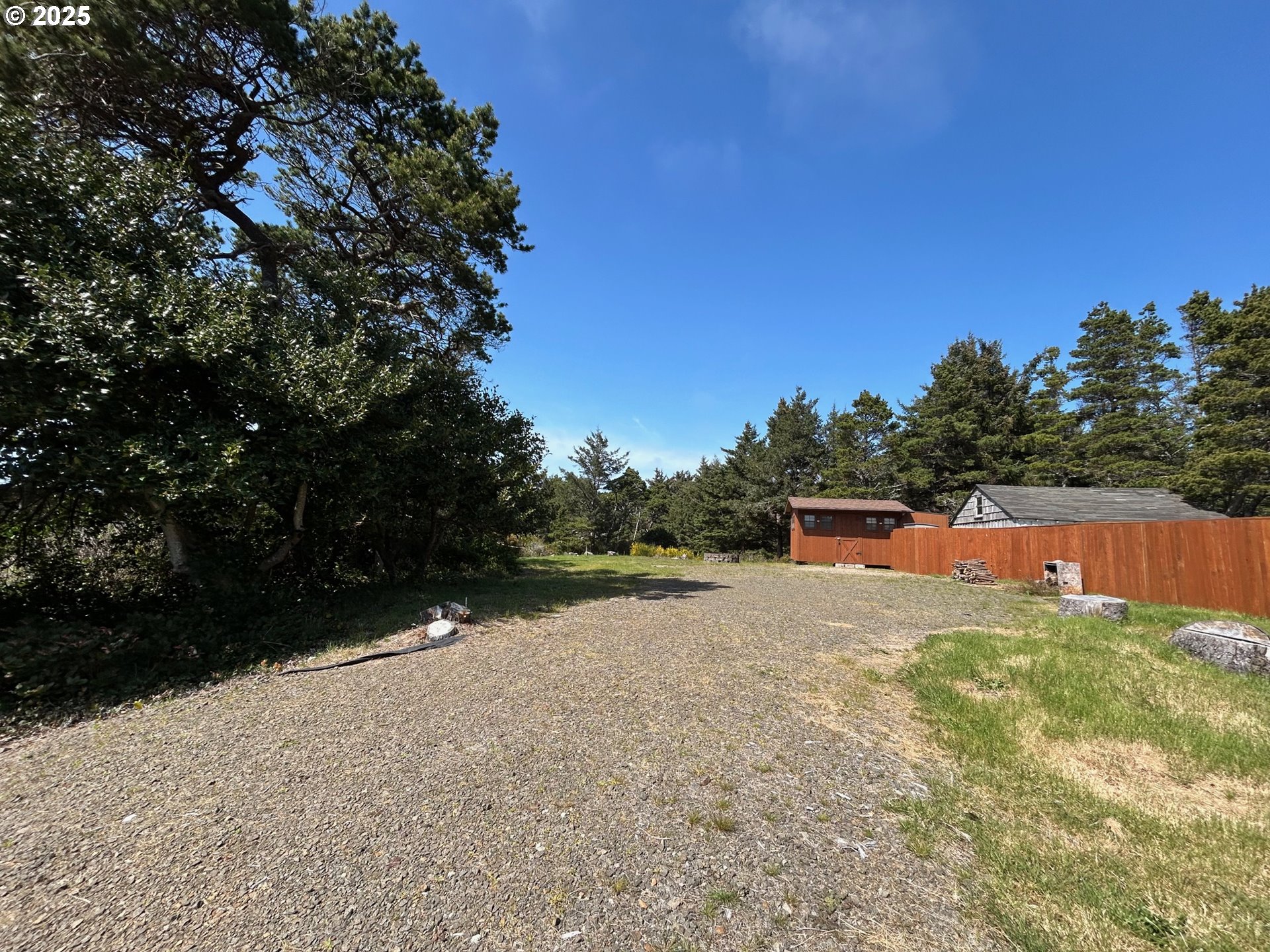 88433 2ND AVE, Florence, OR, 97439