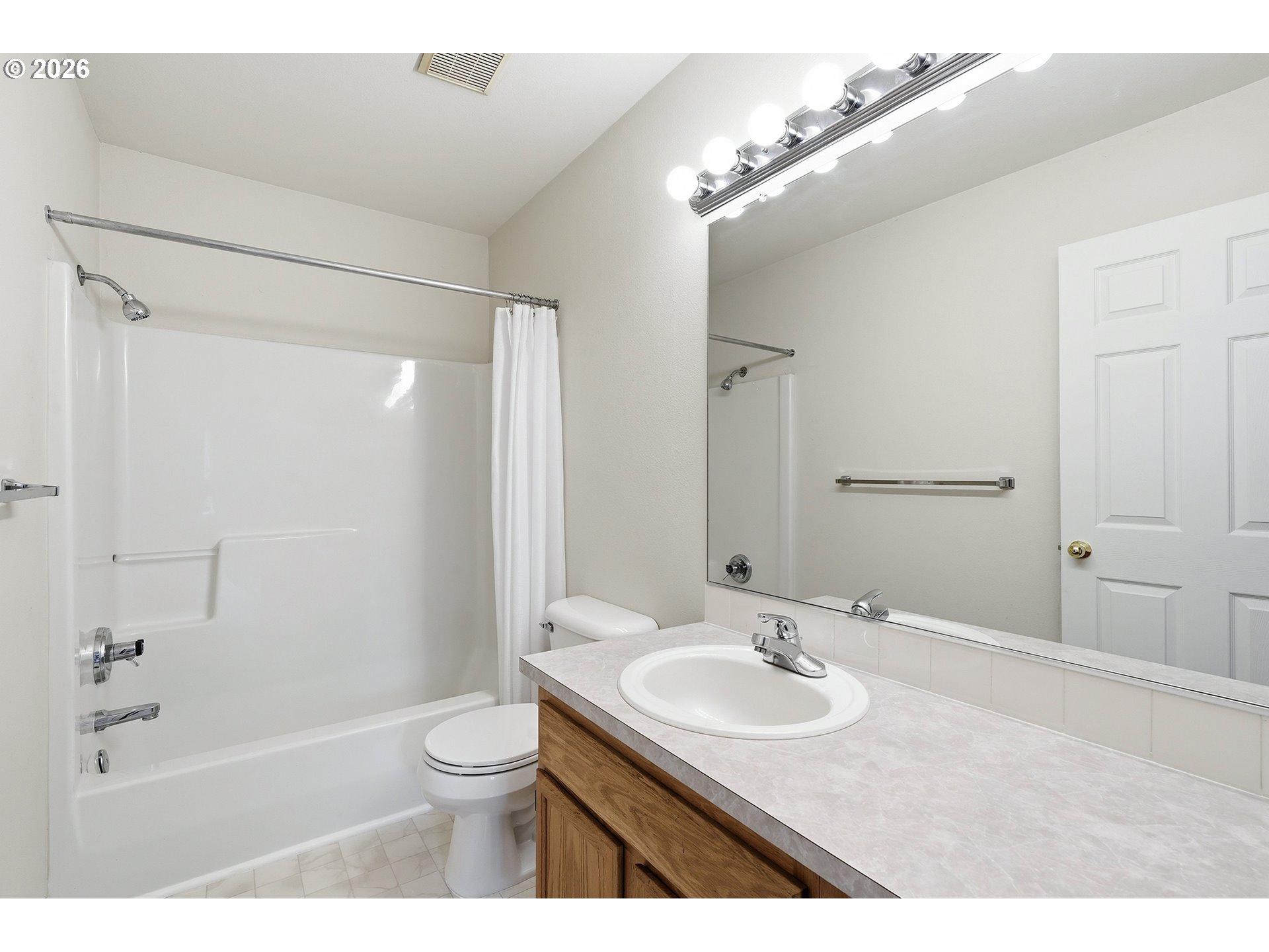 Photo #19: 450656308 Listing: Photo #19