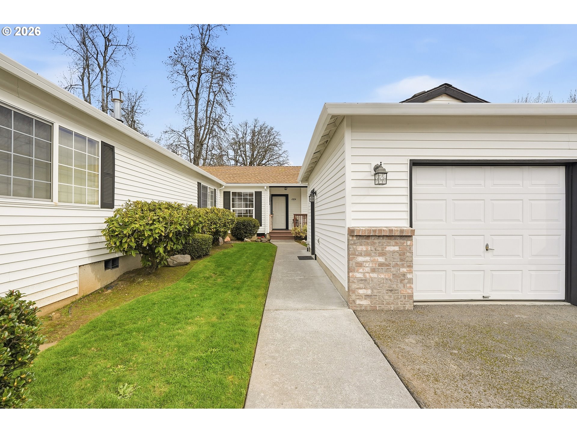 Photo #2: 450656308 Listing: Photo #2