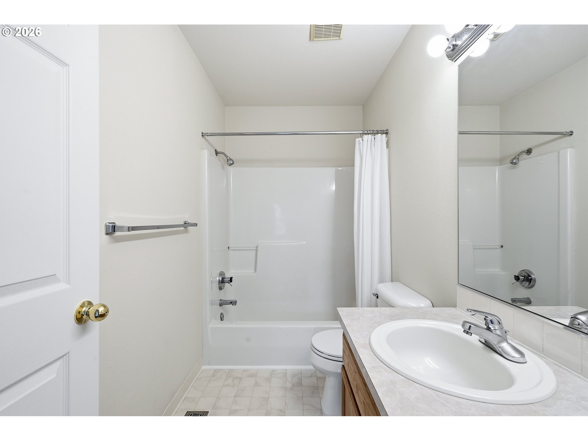 Photo #20: 450656308 Listing: Photo #20