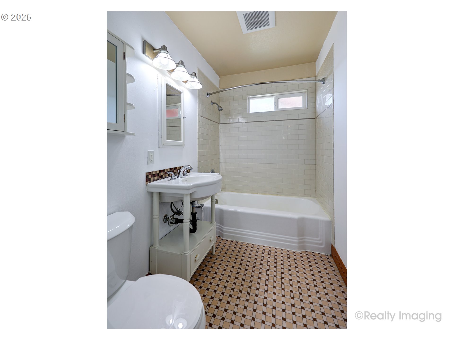 Photo #10: 450955941 Listing: Photo #10