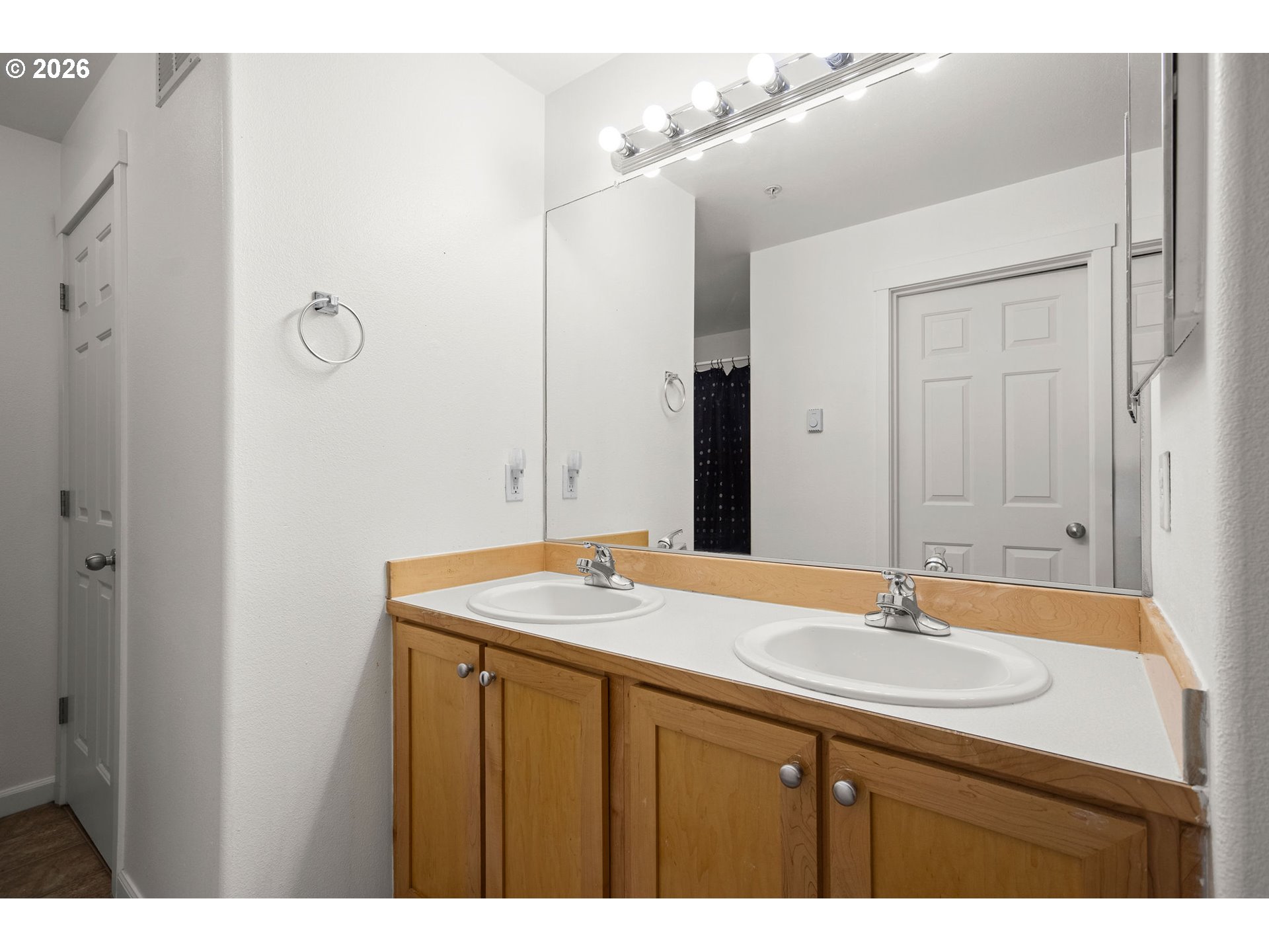 Photo #33: 451697515 Listing: Photo #33