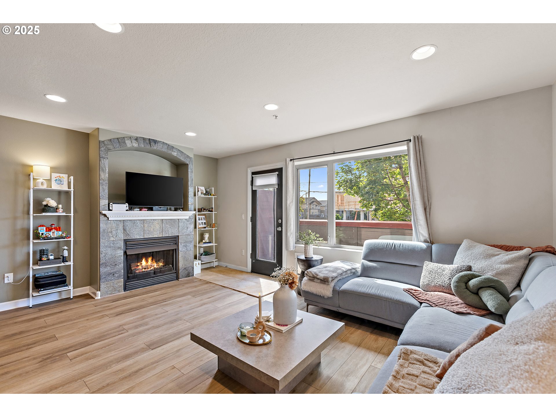 Photo #13: 452510350 Listing: Photo #13